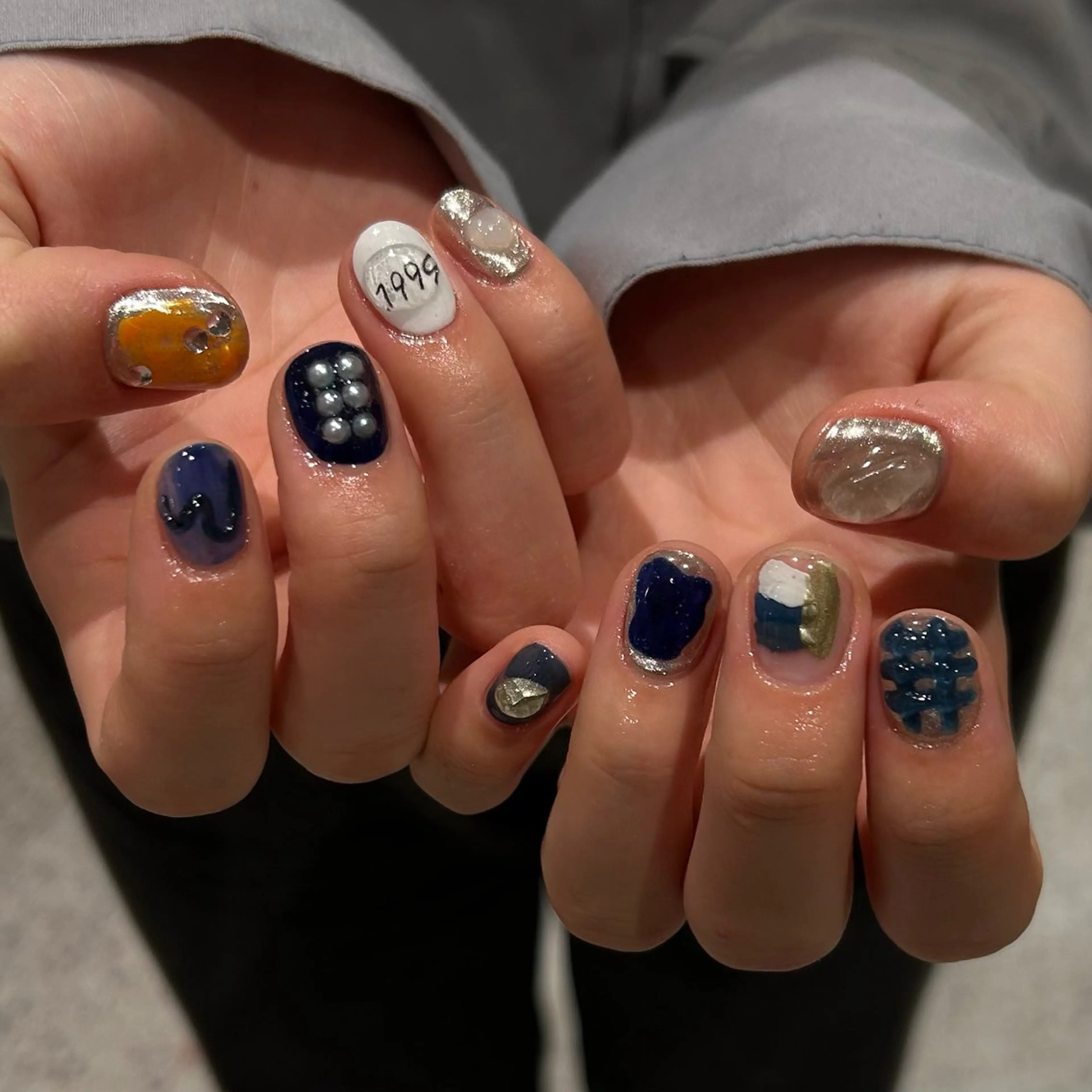 ネイル ハンドネイル ハンドケア OAK所属・個性派ネイル シノのネイルデザイン