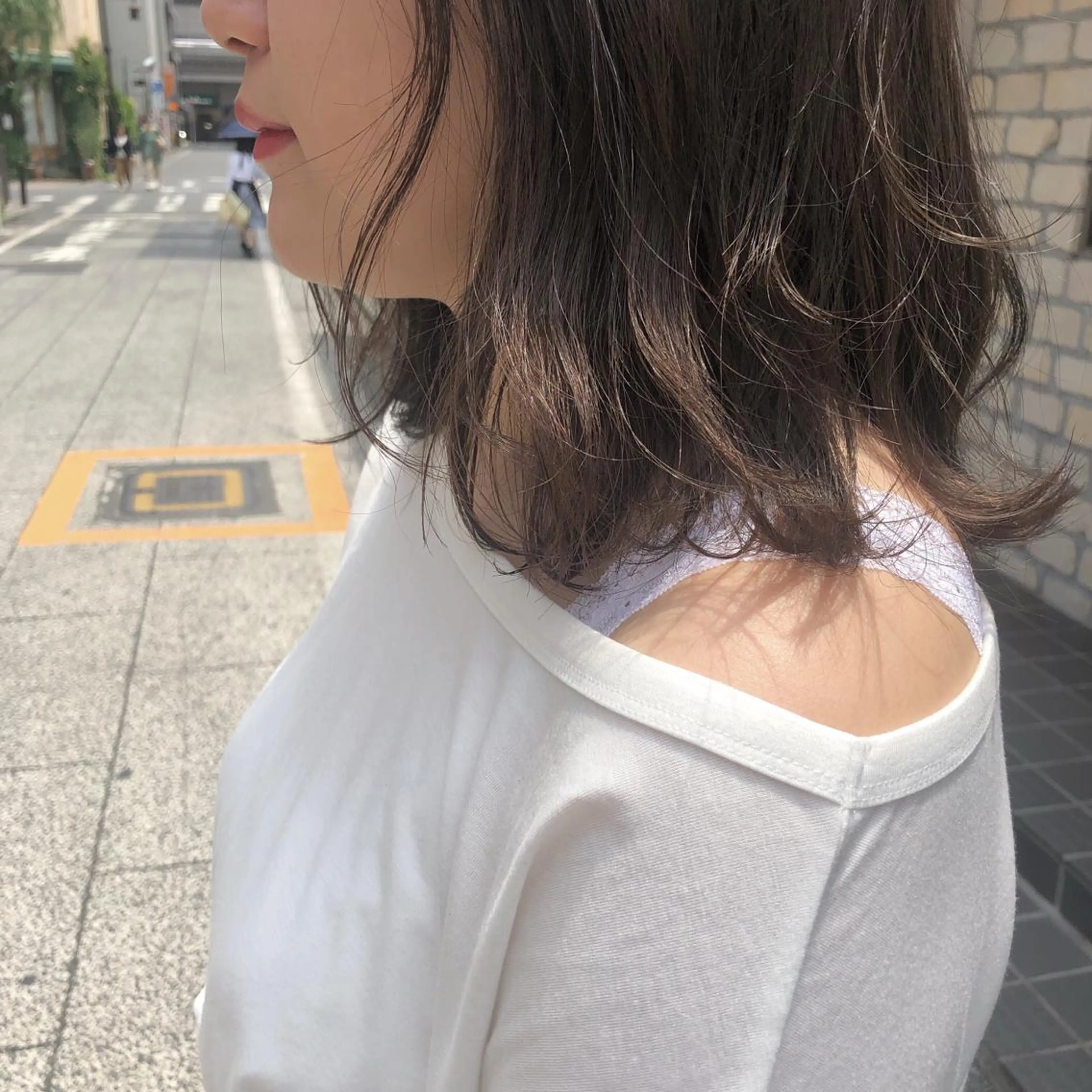 ロング ヘアカラー 横山 莉奈のヘアスタイル