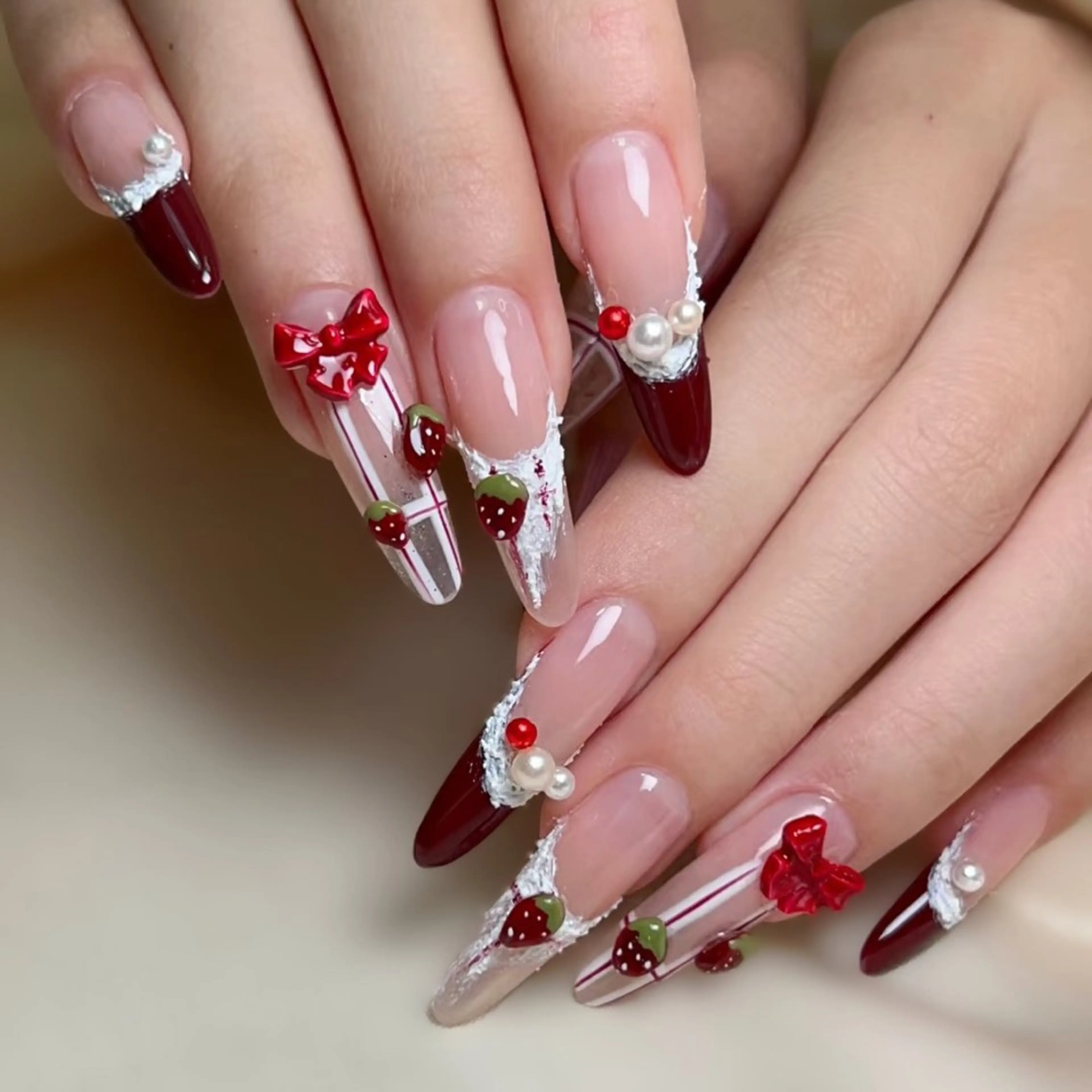 ネイル アートネイル チークネイル 長さ出し フレンチネイル ジェルネイル YK Beauty Salonのマツエク・マツパデザイン