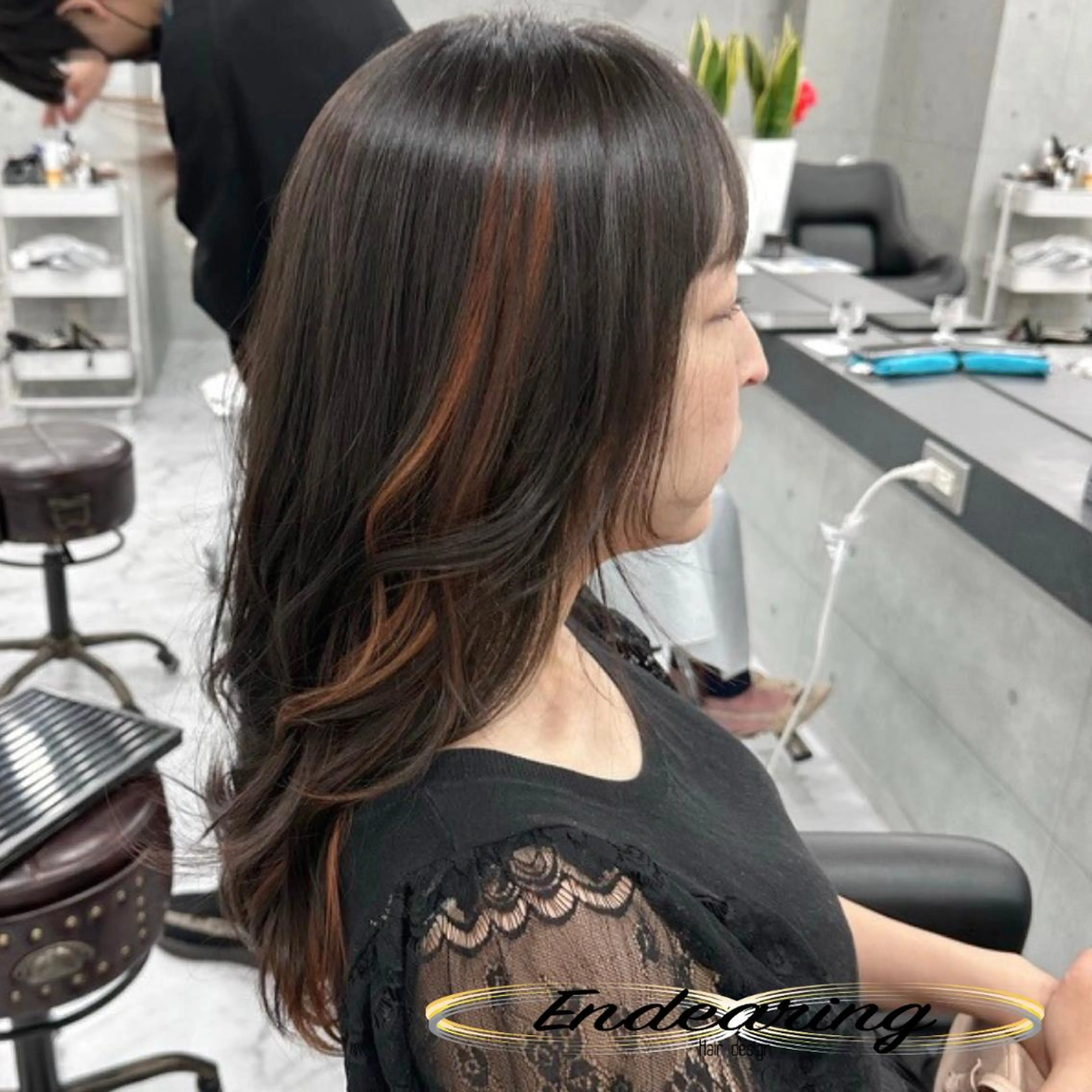 カラー 透明感カラー ハイライトカラー シルバー カット ヘアカラー Endearing 銀座/レイヤーカットのヘアスタイル