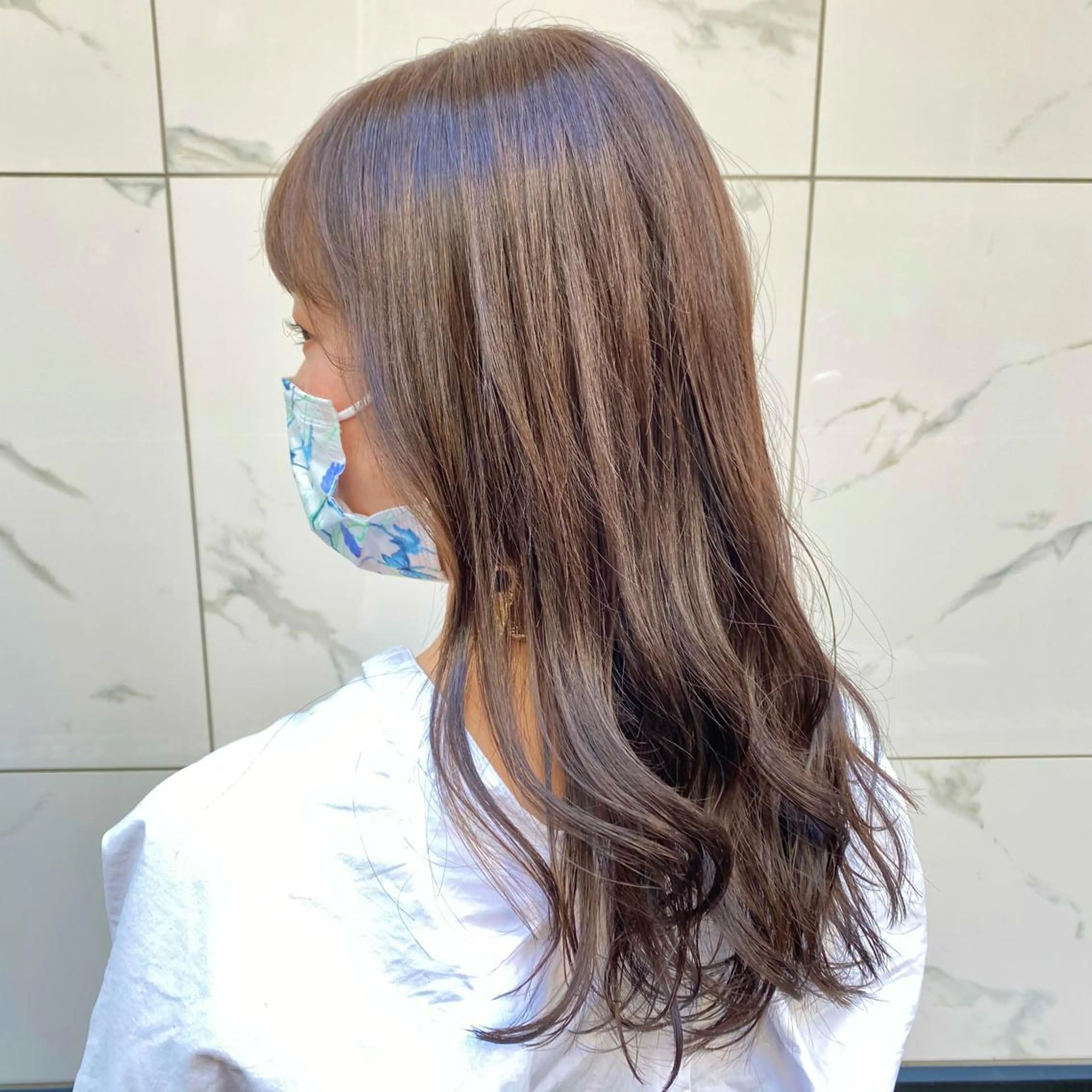 セミロング カラー ブリーチ 増子 祐太朗のヘアスタイル