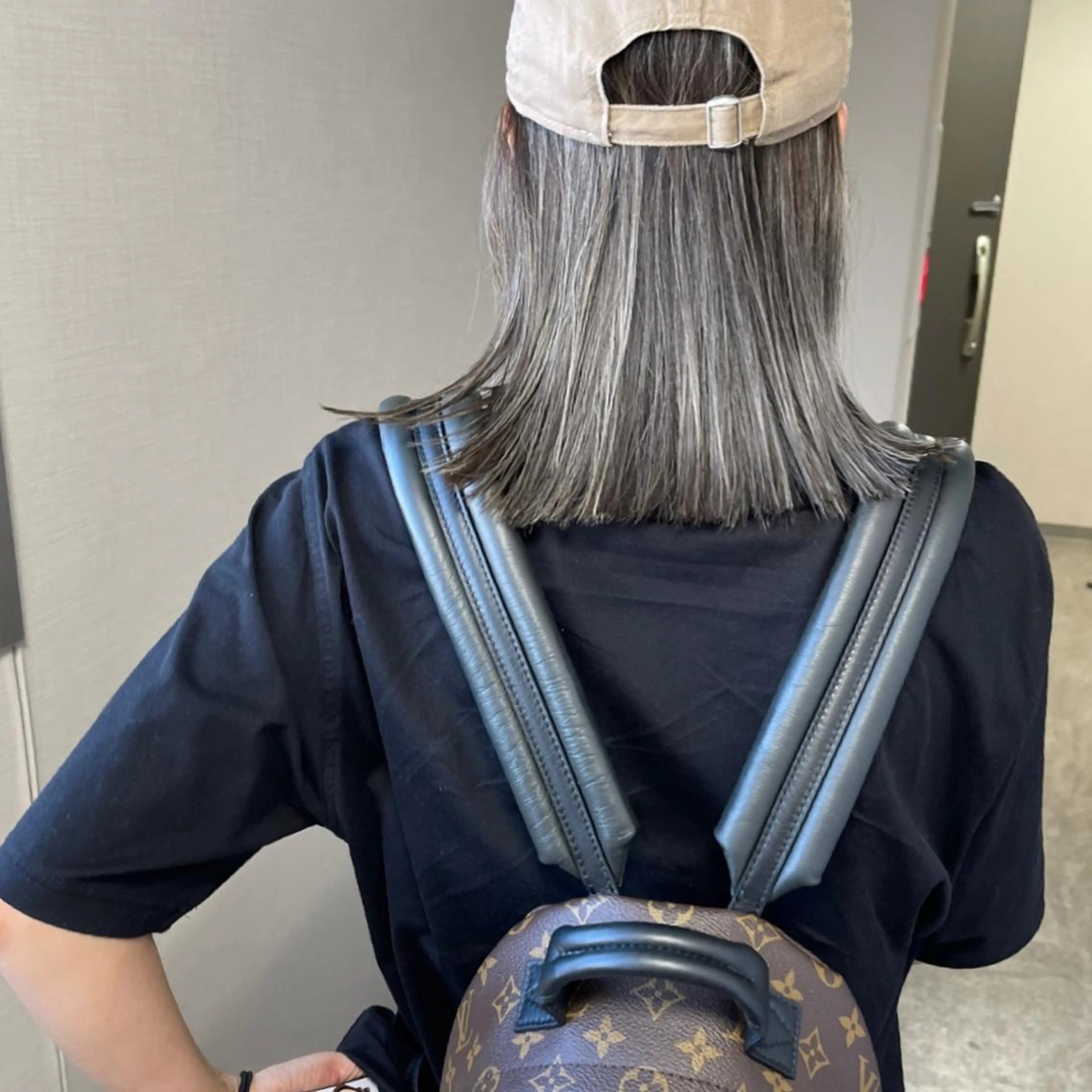 ミディアム アッシュ ハイライト ヘアカラー 松井那津子 /ハイライトブリーチのヘアスタイル