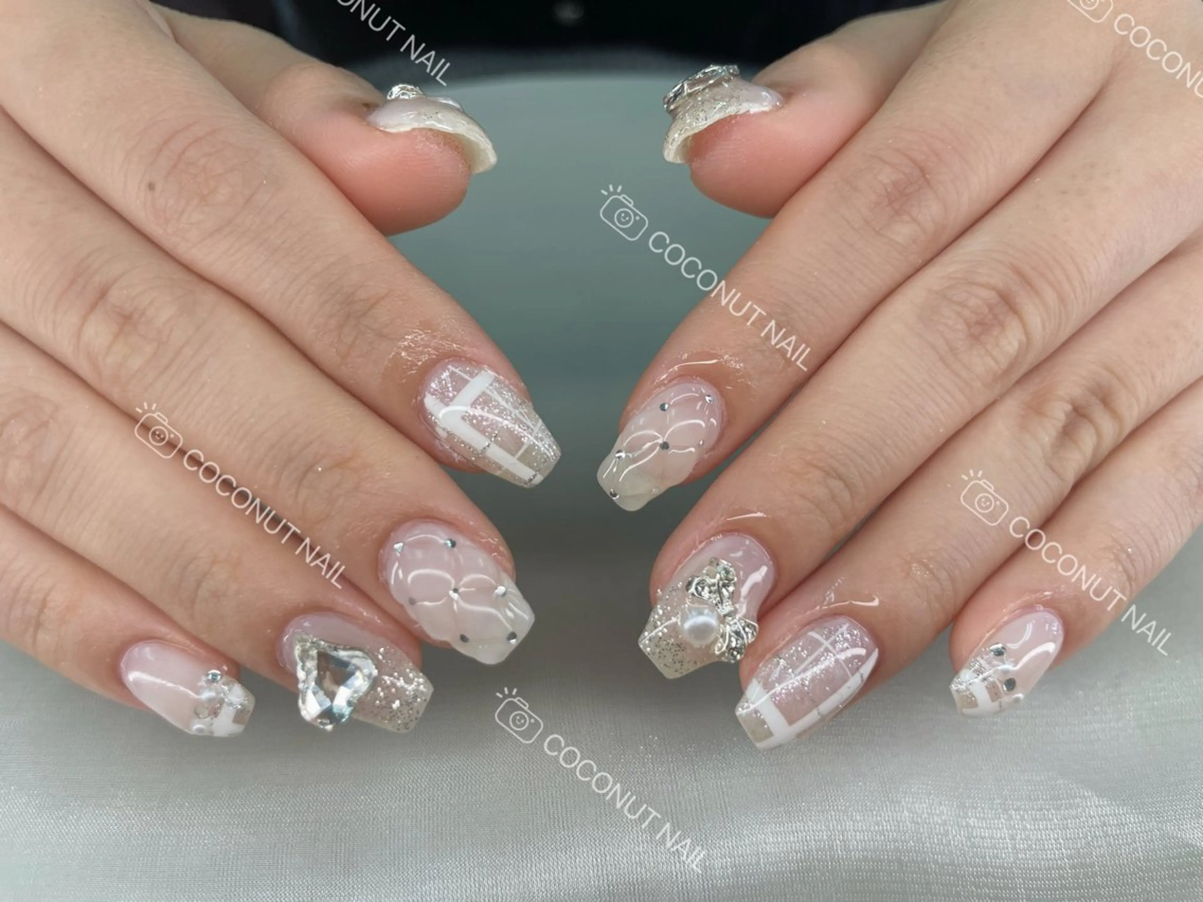 ネイル ハンドネイル 神田 ココナッツのネイルデザイン