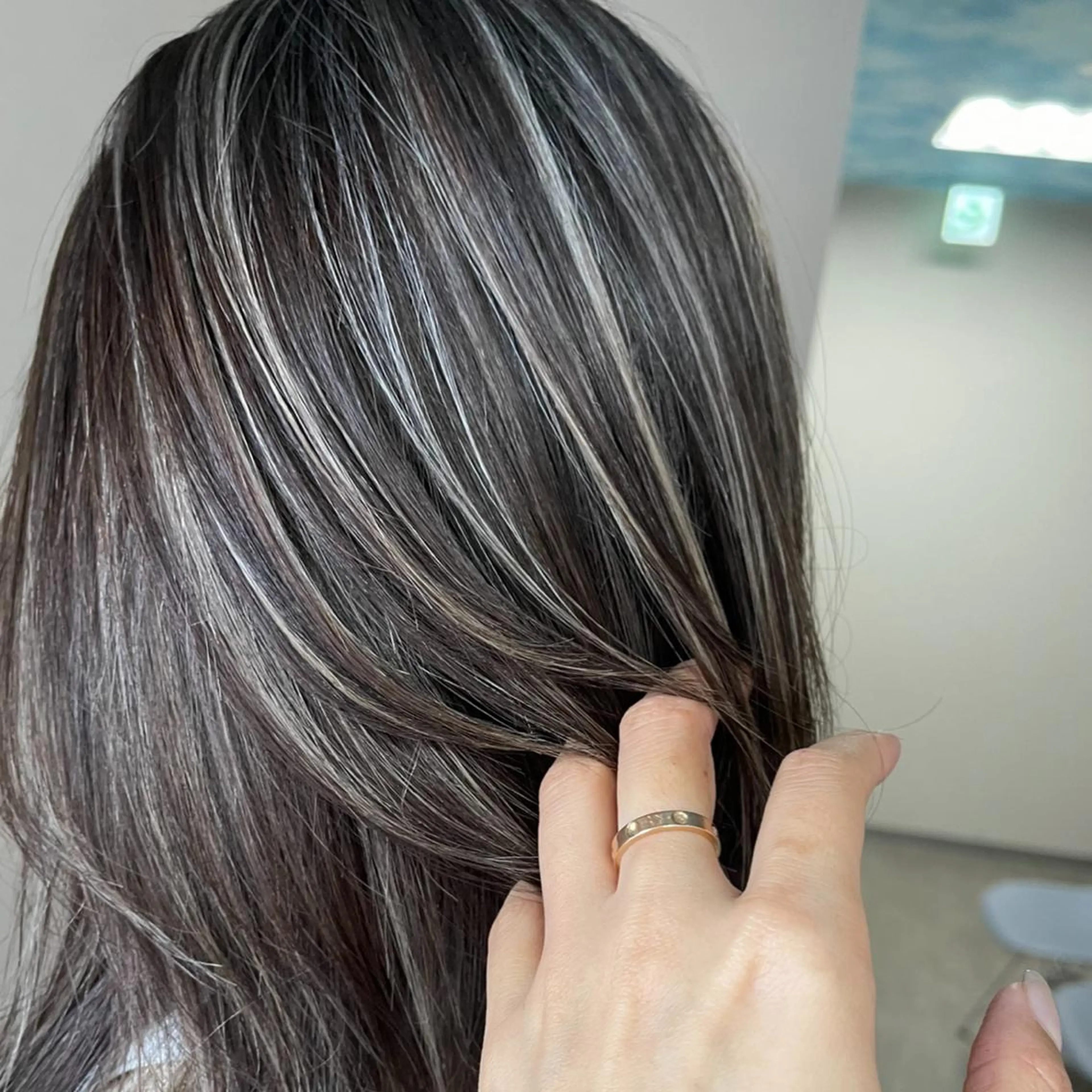 ミディアム カラー ハイライトカラー ハイライト ヘアカラー 松井那津子 /ハイライトブリーチのヘアスタイル