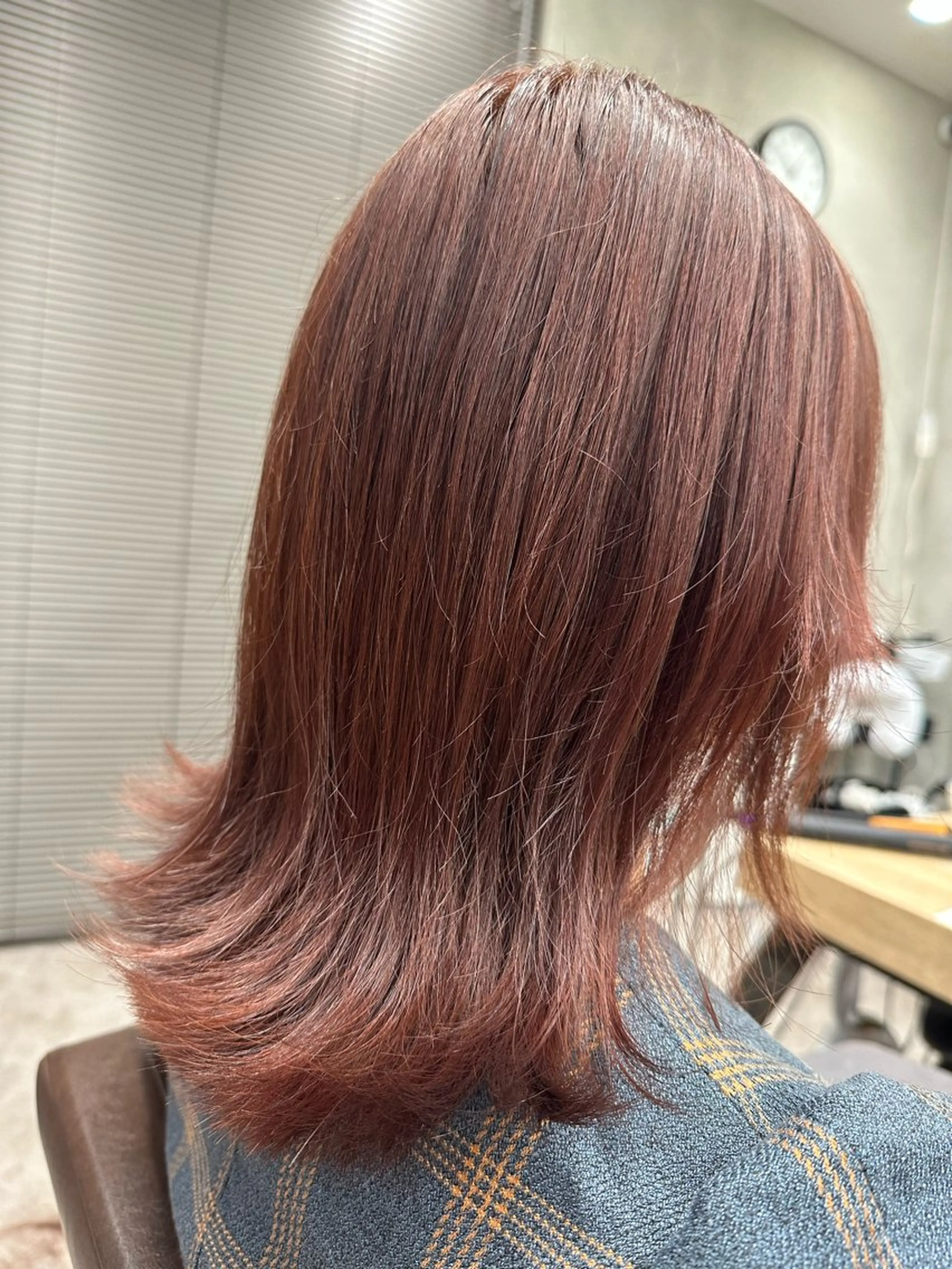 ミディアム カラー ブラウンカラー オレンジ オレンジブラウン yu-kiハイトーン /ブリーチ無しカラーのヘアスタイル