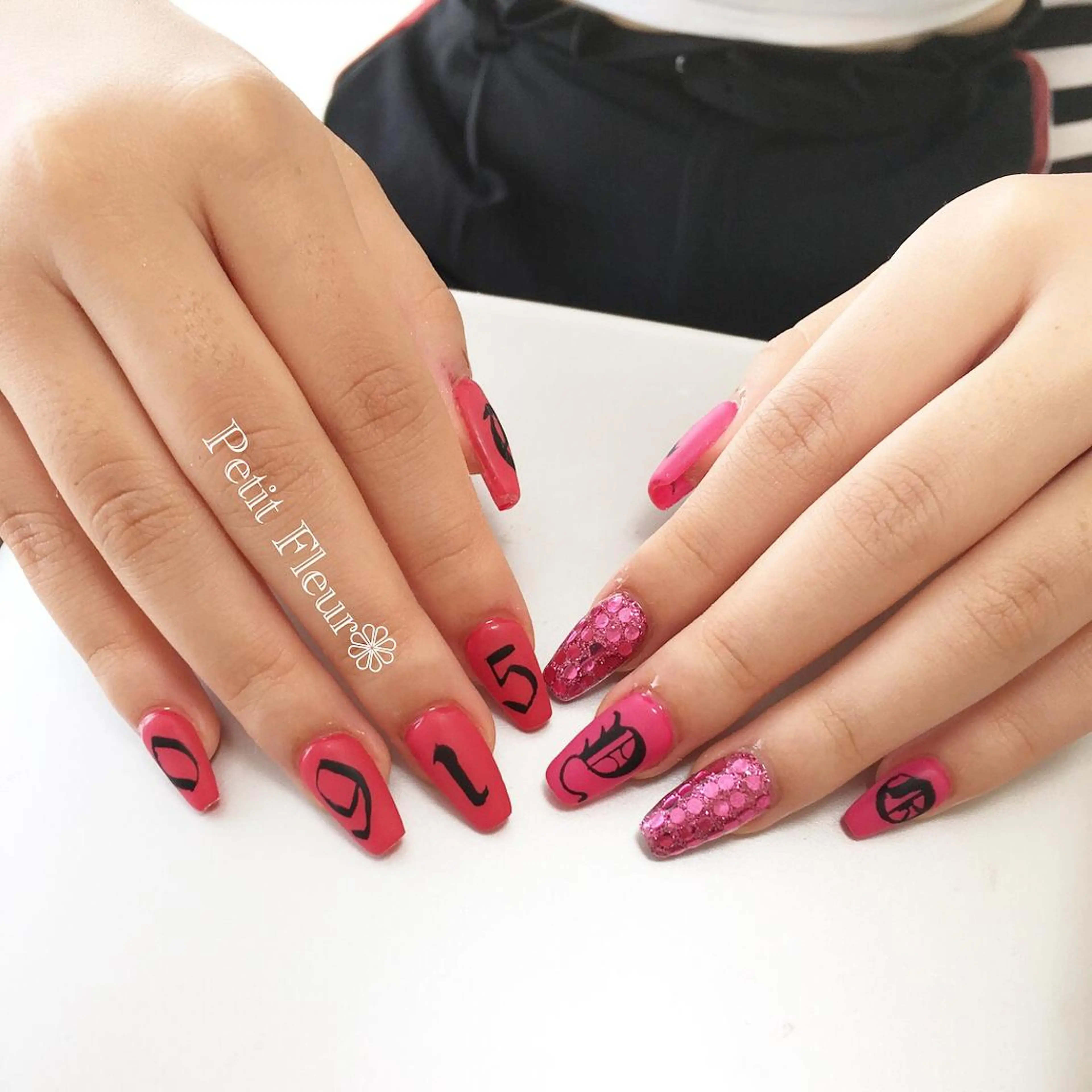 ネイル アートネイル 長さ出し ジェルネイル キラキラネイル マットネイル Petit Fleur所属・青柳 亜梨奈のマツエク・マツパデザイン