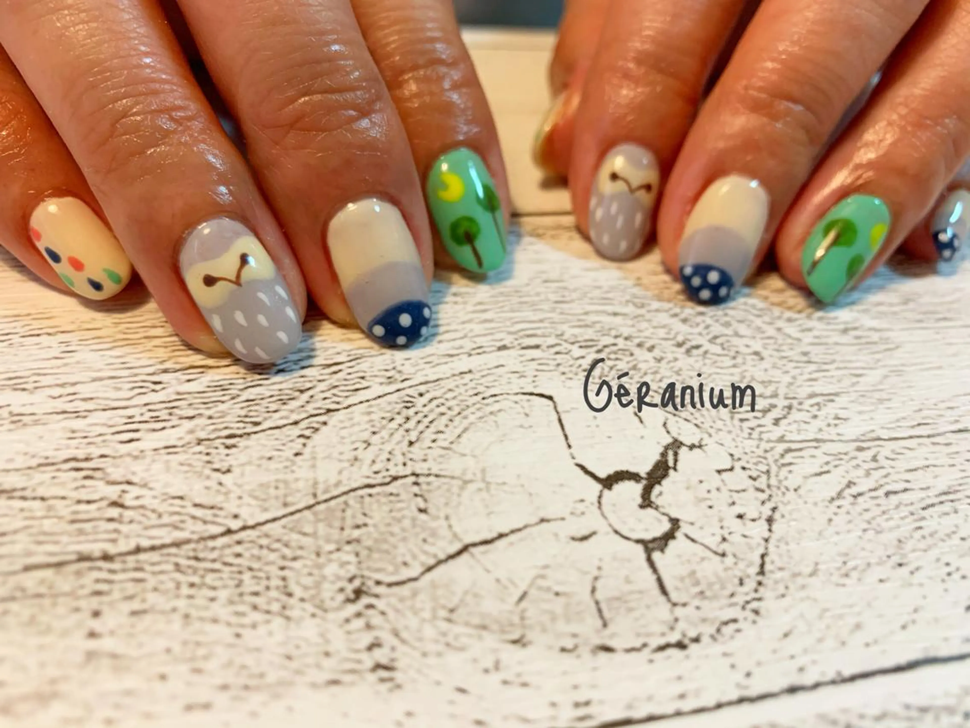 ネイル ハンドネイル GéRanium Harukaのネイルデザイン