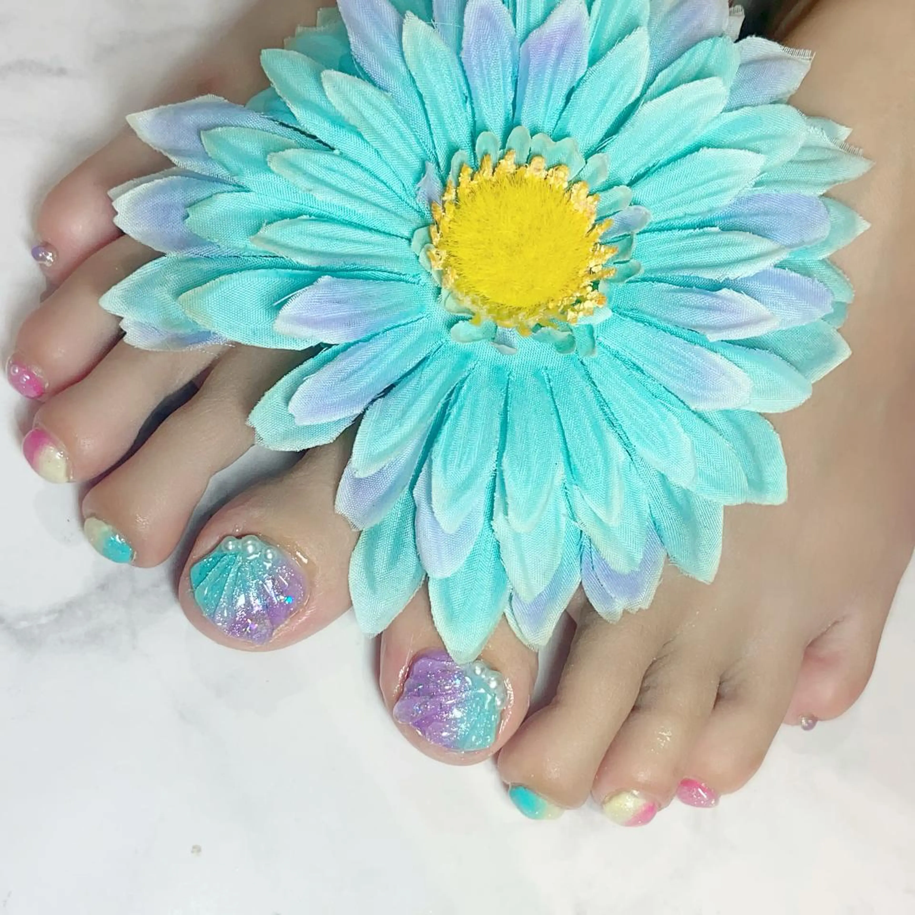 ネイル 持ち込み フットネイル YUN 💅のネイルデザイン