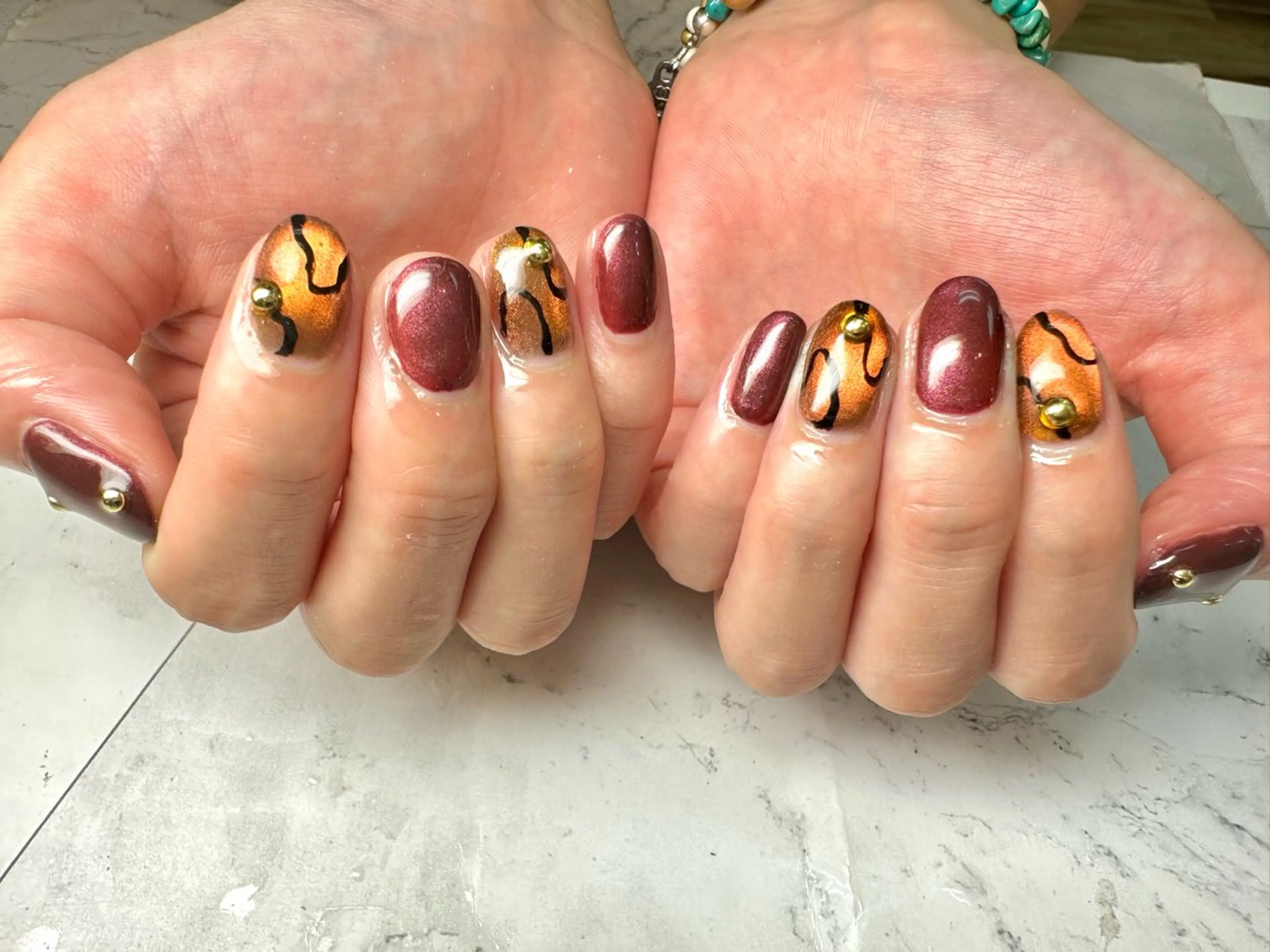 ネイル Queennail 北堀江AYAのネイルデザイン