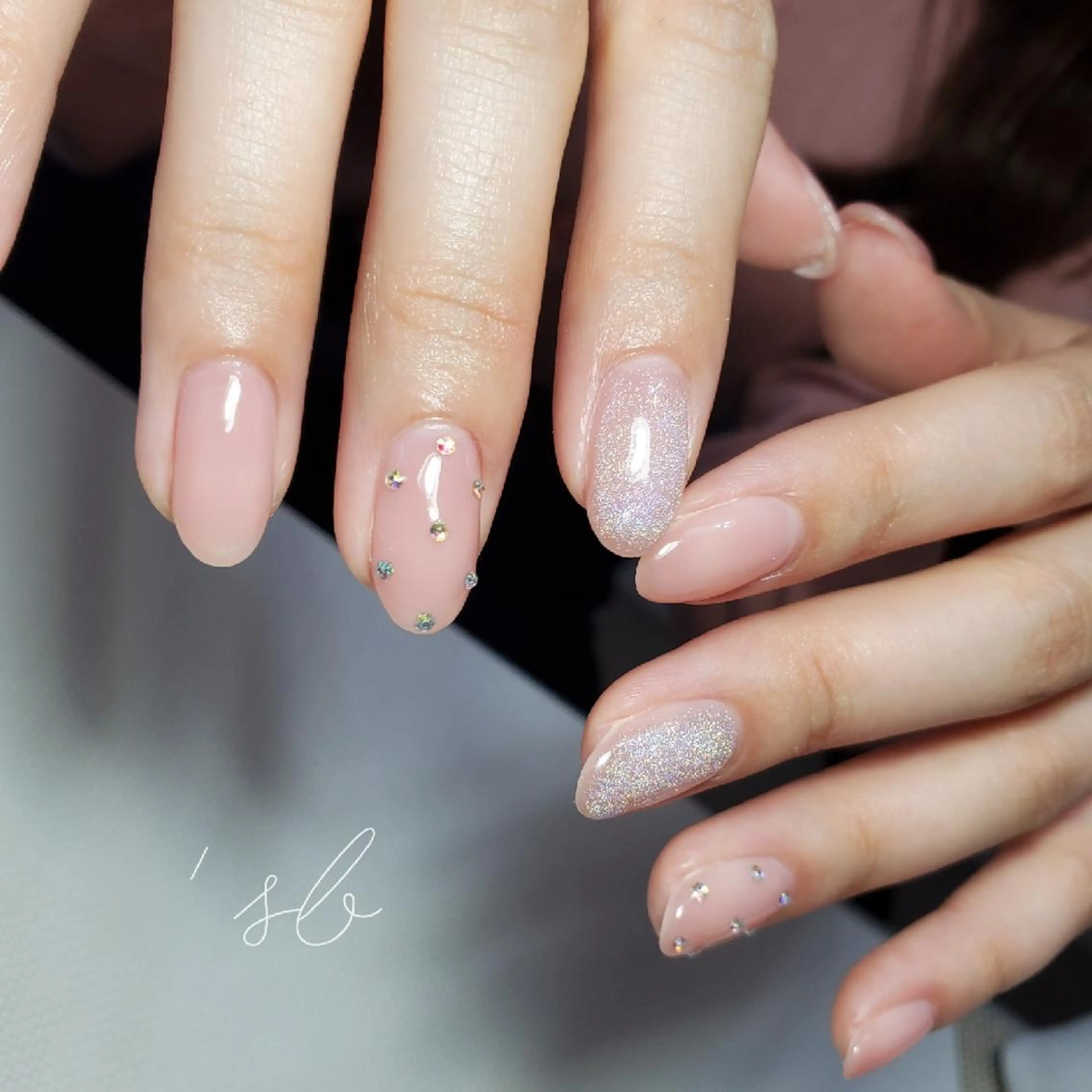ネイル 持ち込み ハンドネイル nailroom‪ sb‪‪𓈒𓂂𓏸のネイルデザイン
