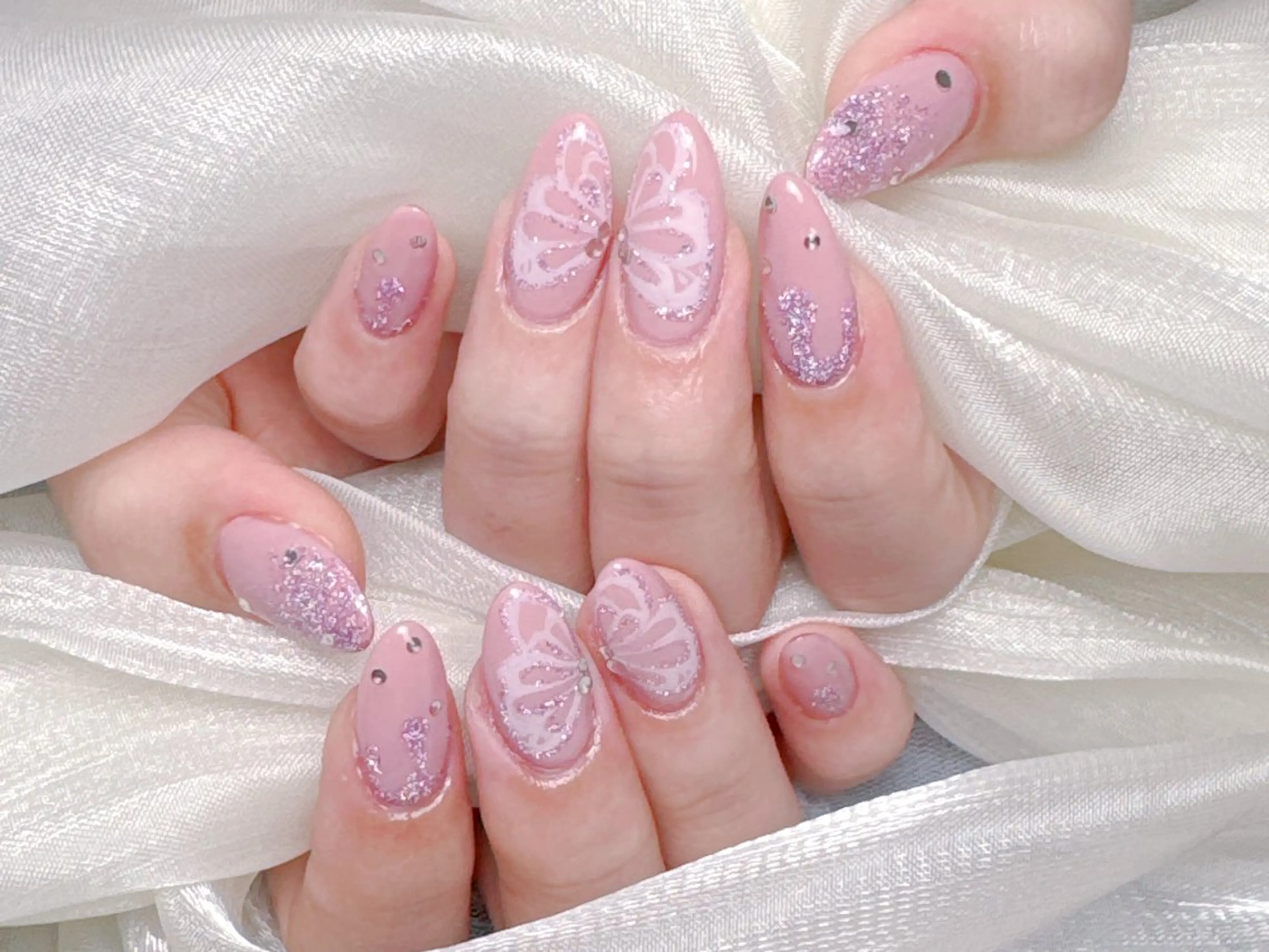 ネイル 長さ出し フレンチネイル ジェルネイル ガラスフレンチ 韓国ネイル HD Studioのネイルデザイン