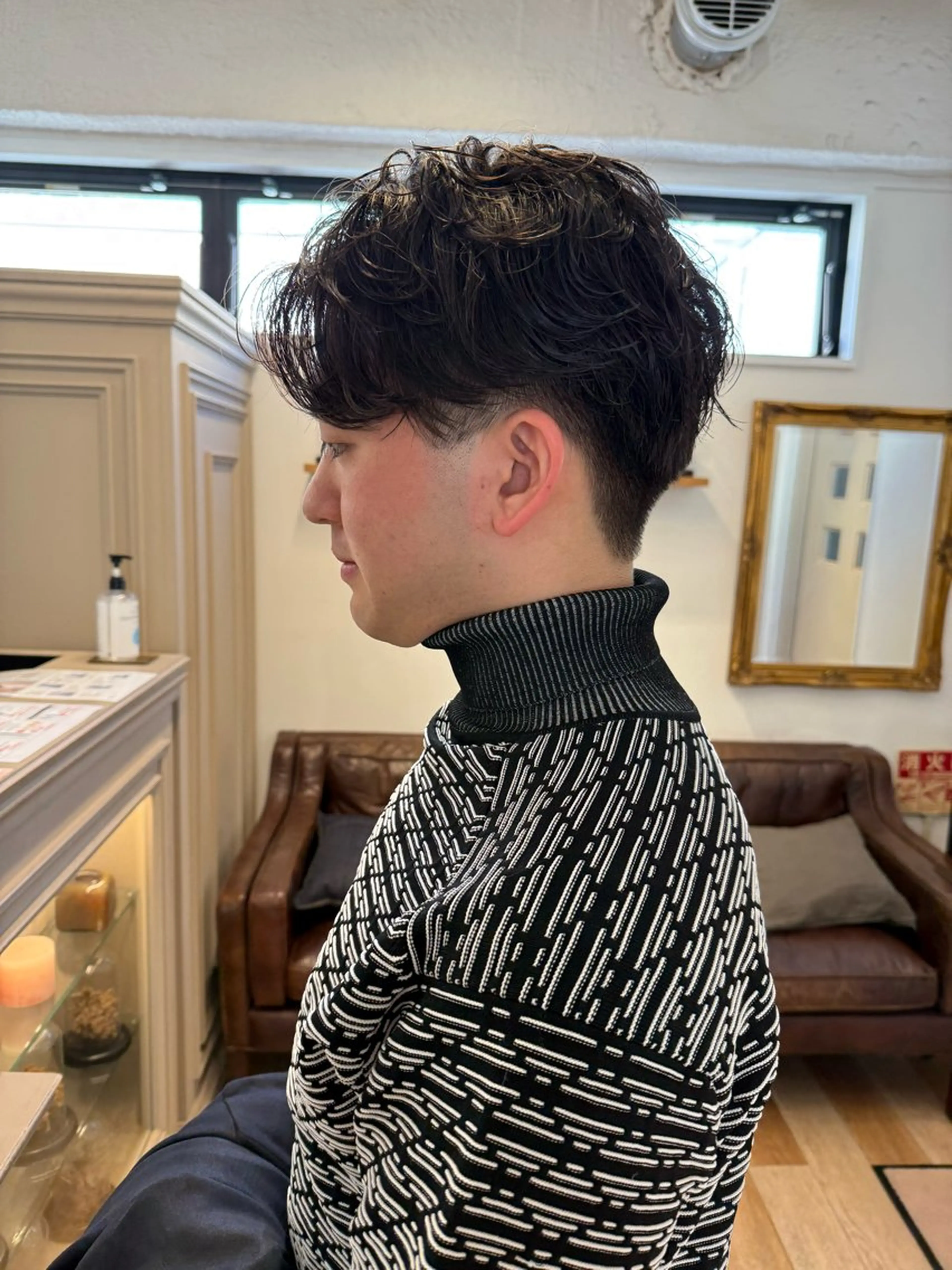 パーマ メンズ ミルクティー× グレージュMOMOのヘアスタイル