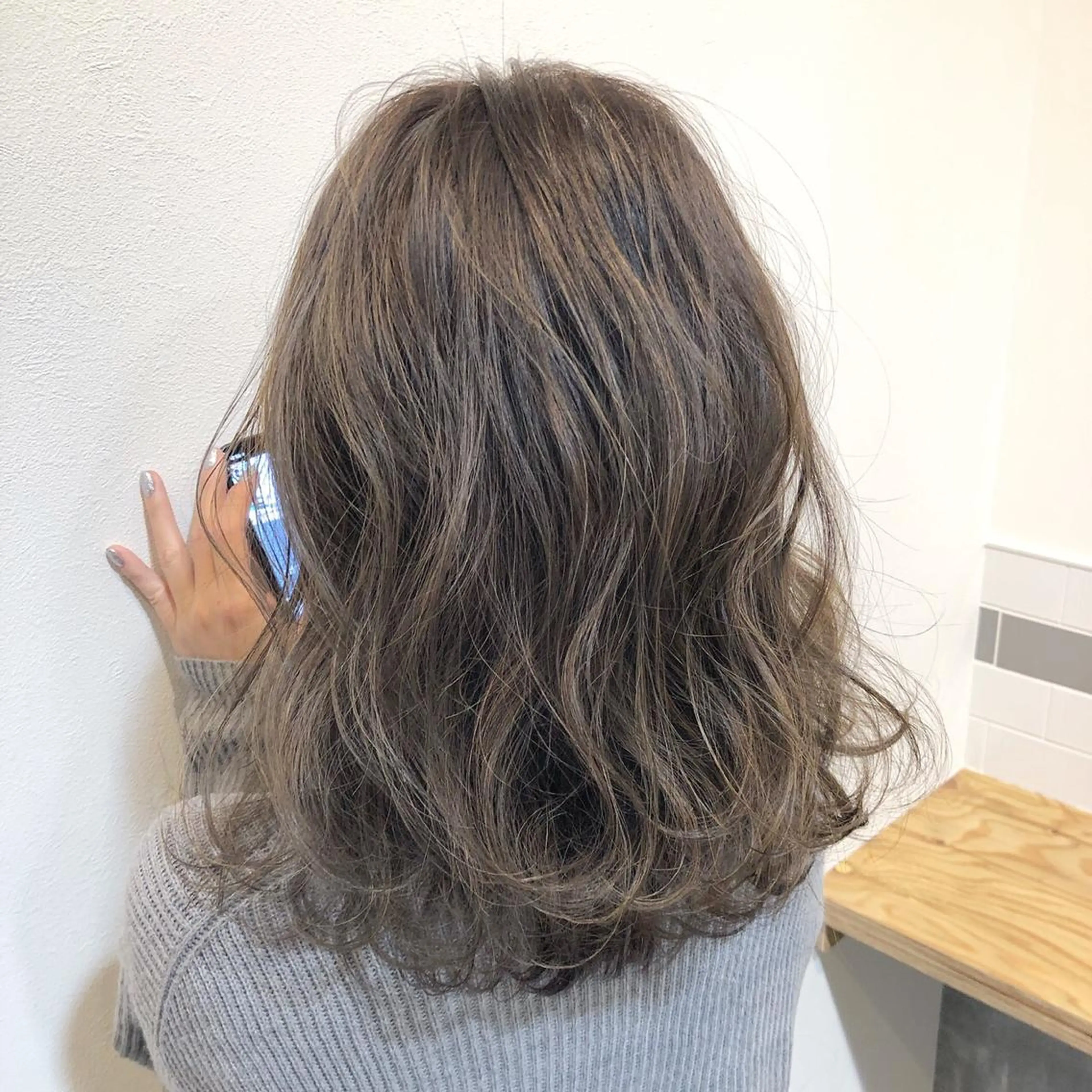 ミディアム カラー 髪質改善ストレー ト指名NO.1林駿希のヘアスタイル