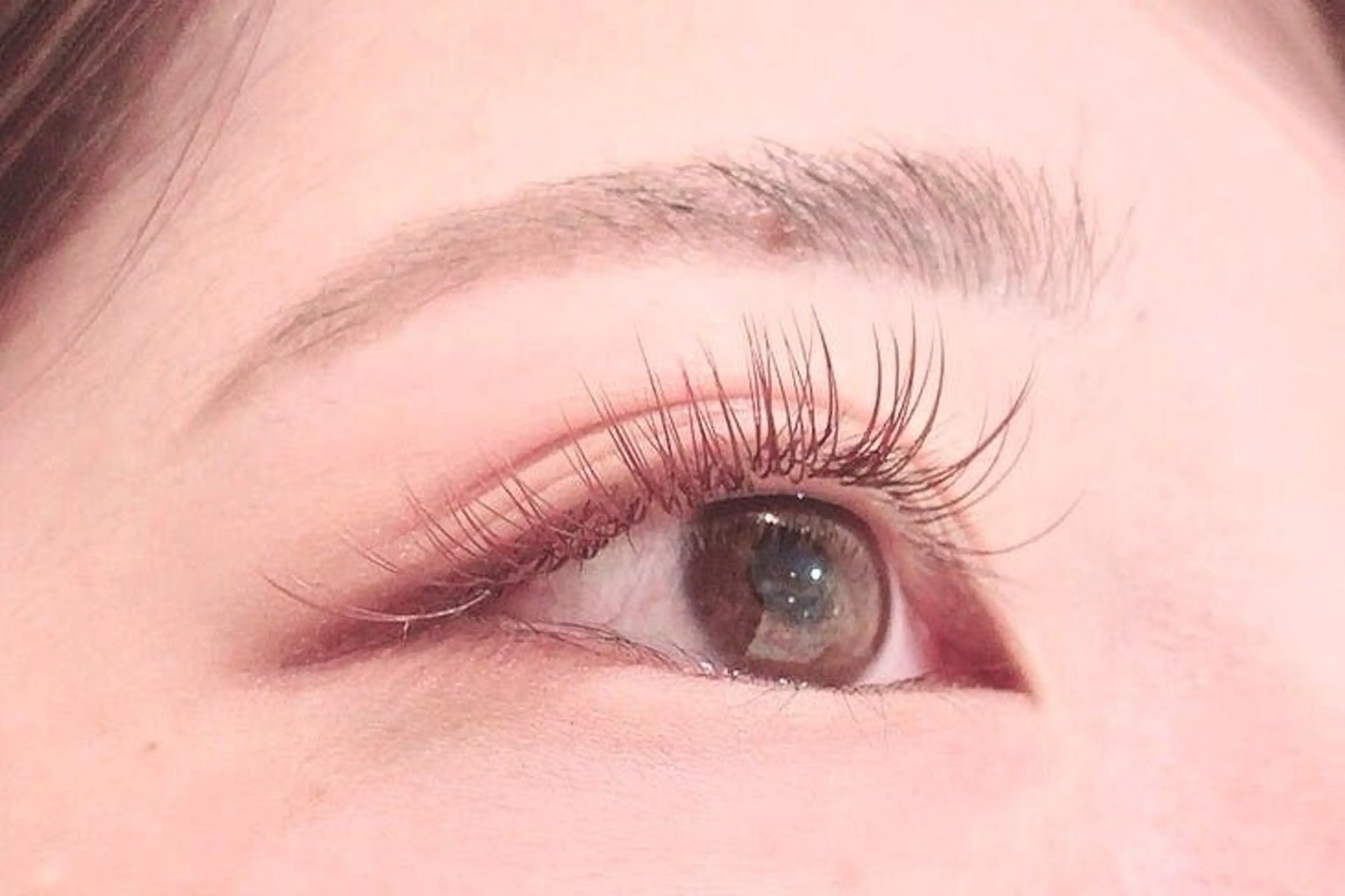 マツエク・マツパ アイフラッシュ京阪百貨店くずはモール店所属・北脇 愛望のマツエク・マツパデザイン