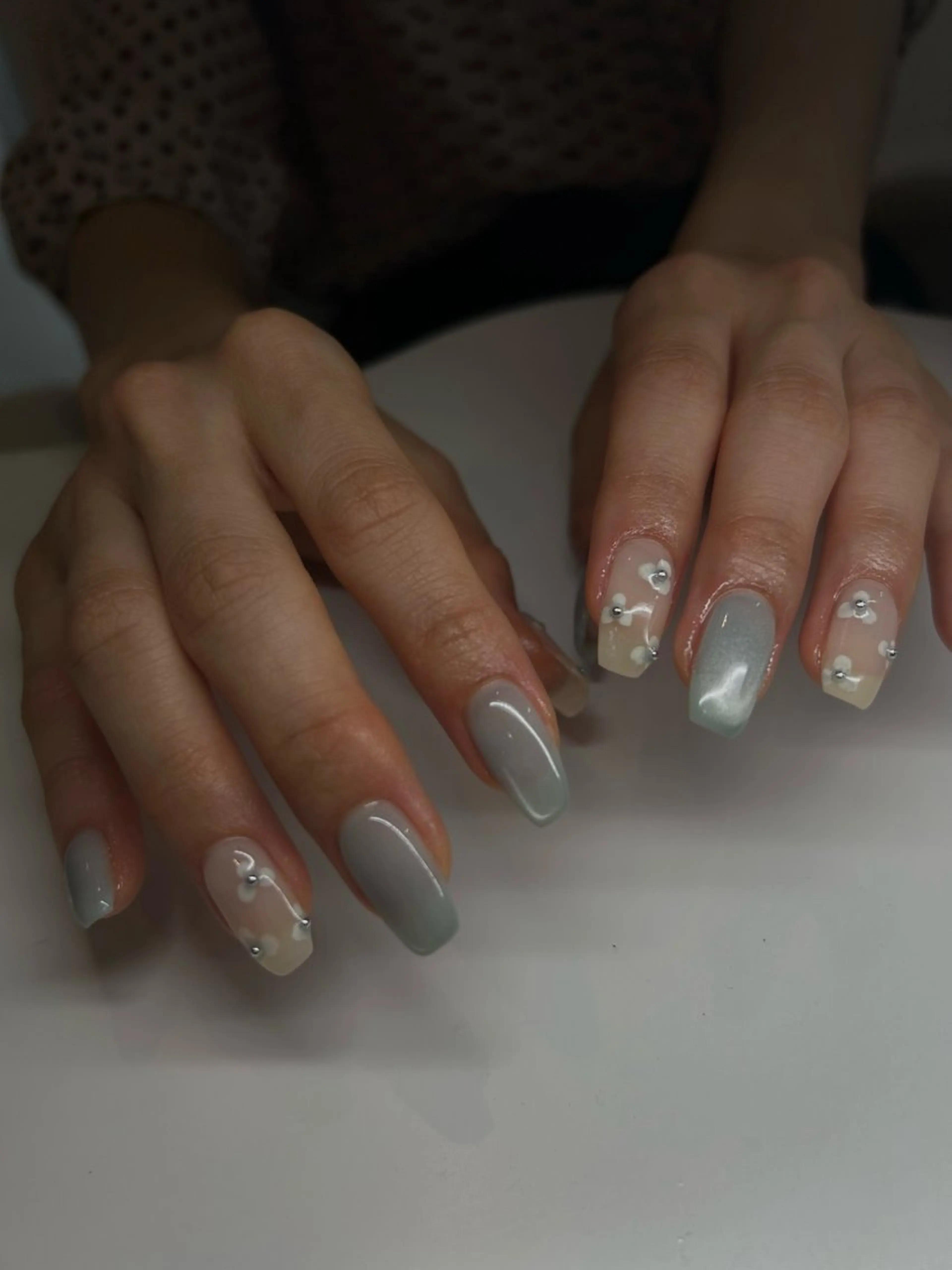 ネイル マグネットネイル ワンカラーネイル ハンドネイル Uzuki ／ROCCOnailのネイルデザイン