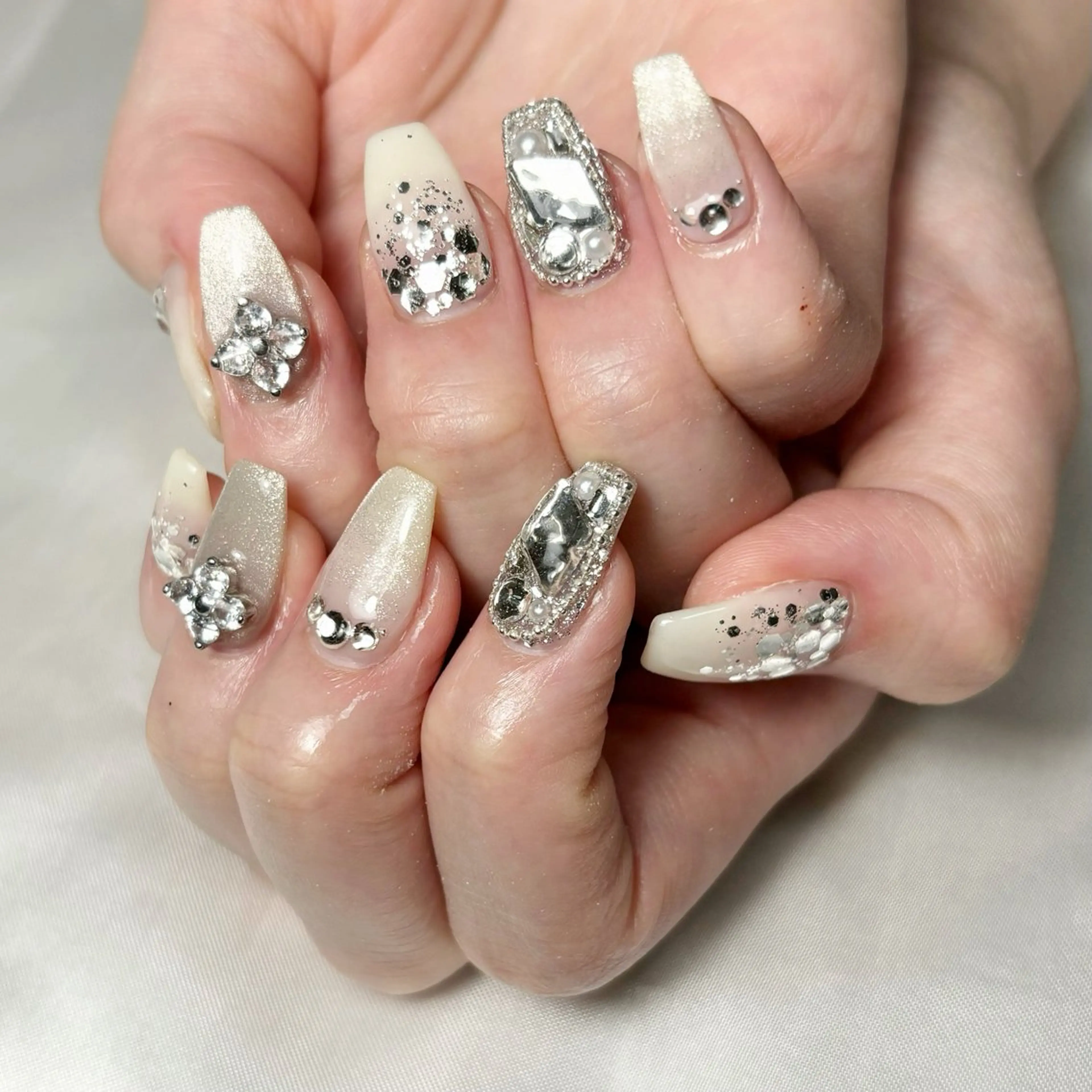 ネイル ハンドネイル nail salon Ecrin所属・前島 稀歩のネイルデザイン