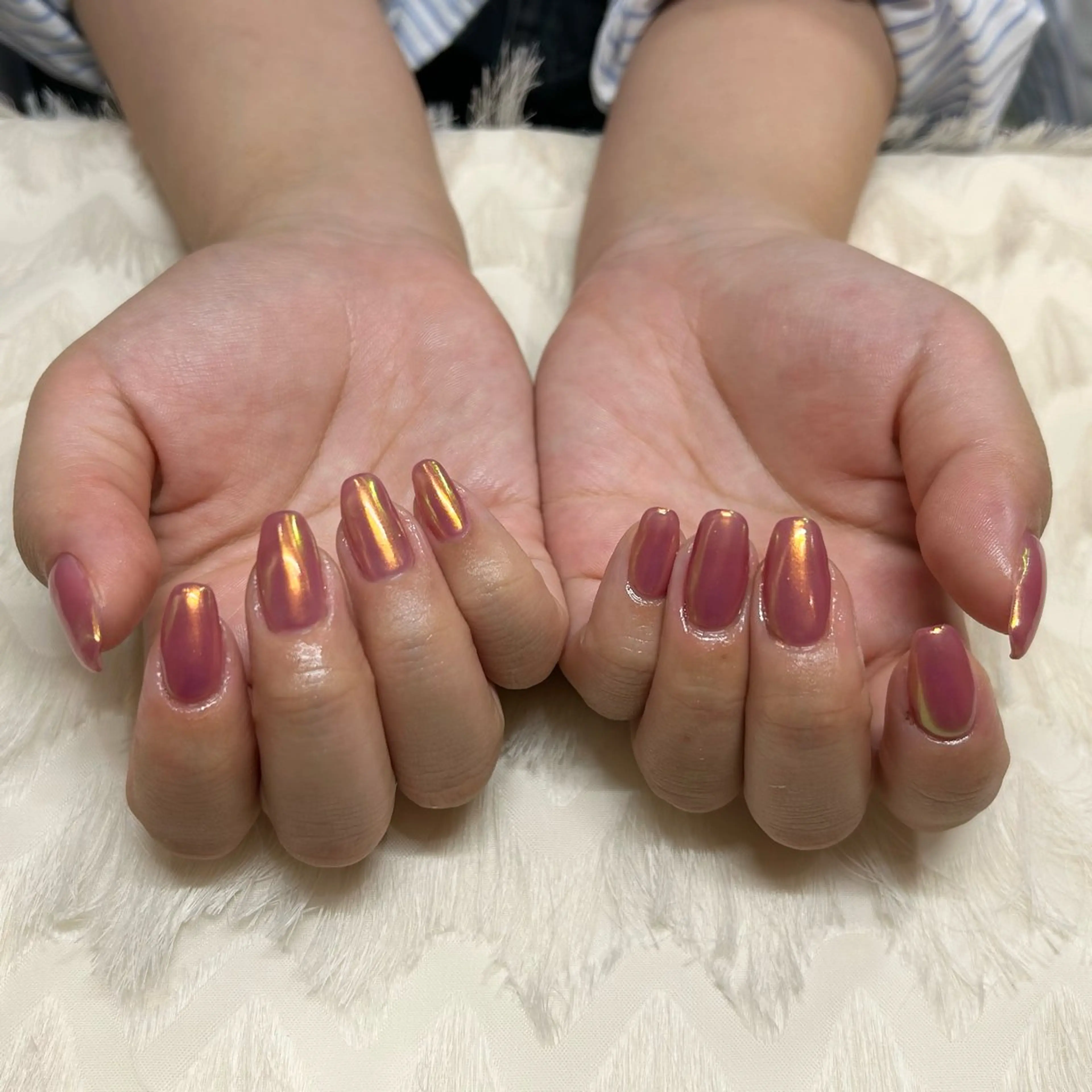 ネイル オーロラネイル ピンク ハンドネイル パラスパガーデン Nitagai☺︎のネイルデザイン