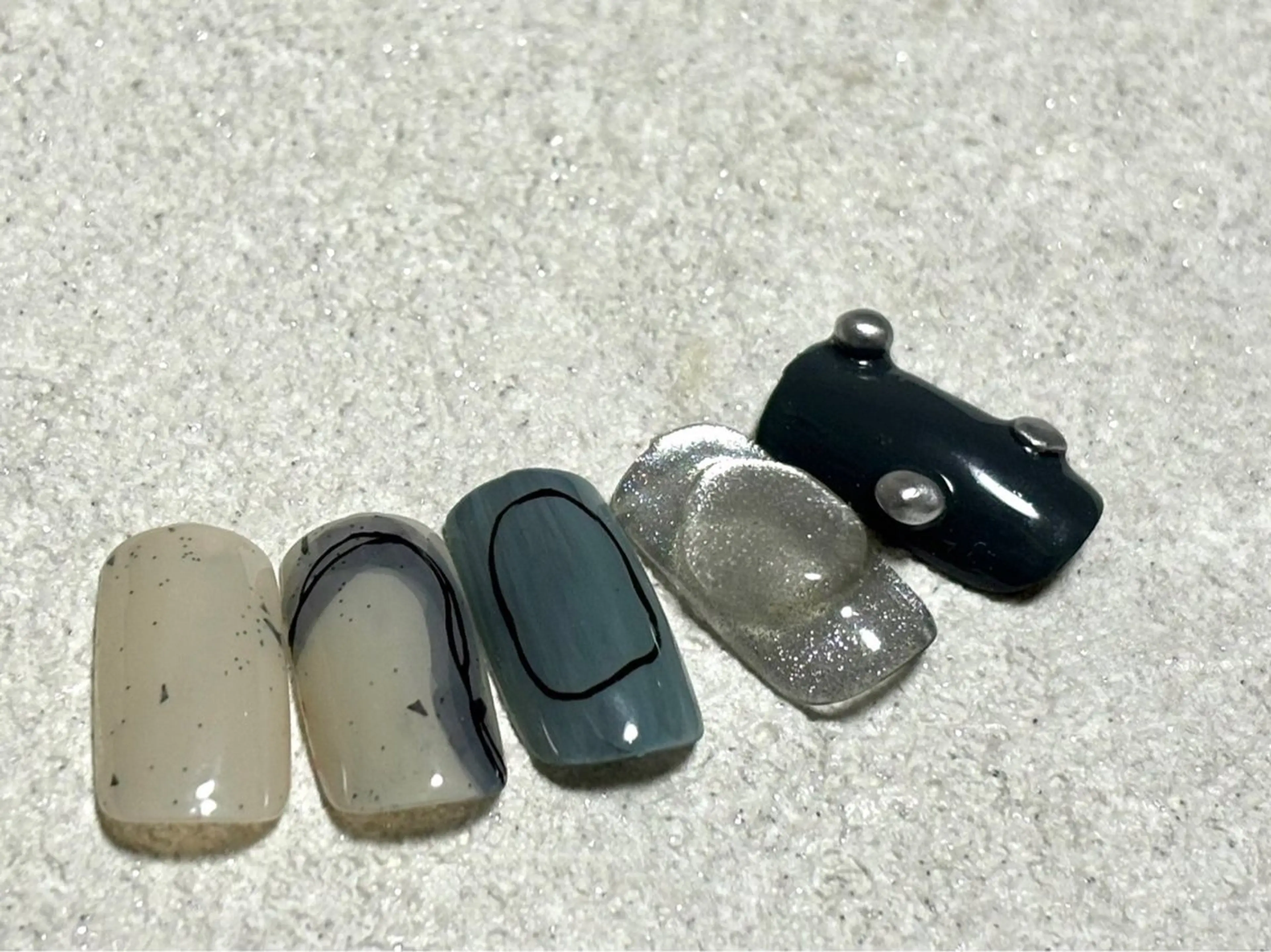 ネイル オーロラネイル フットネイル フレンチネイル ジェルネイル 韓国ネイル ハンドネイル kiki nail 二子玉川のネイルデザイン