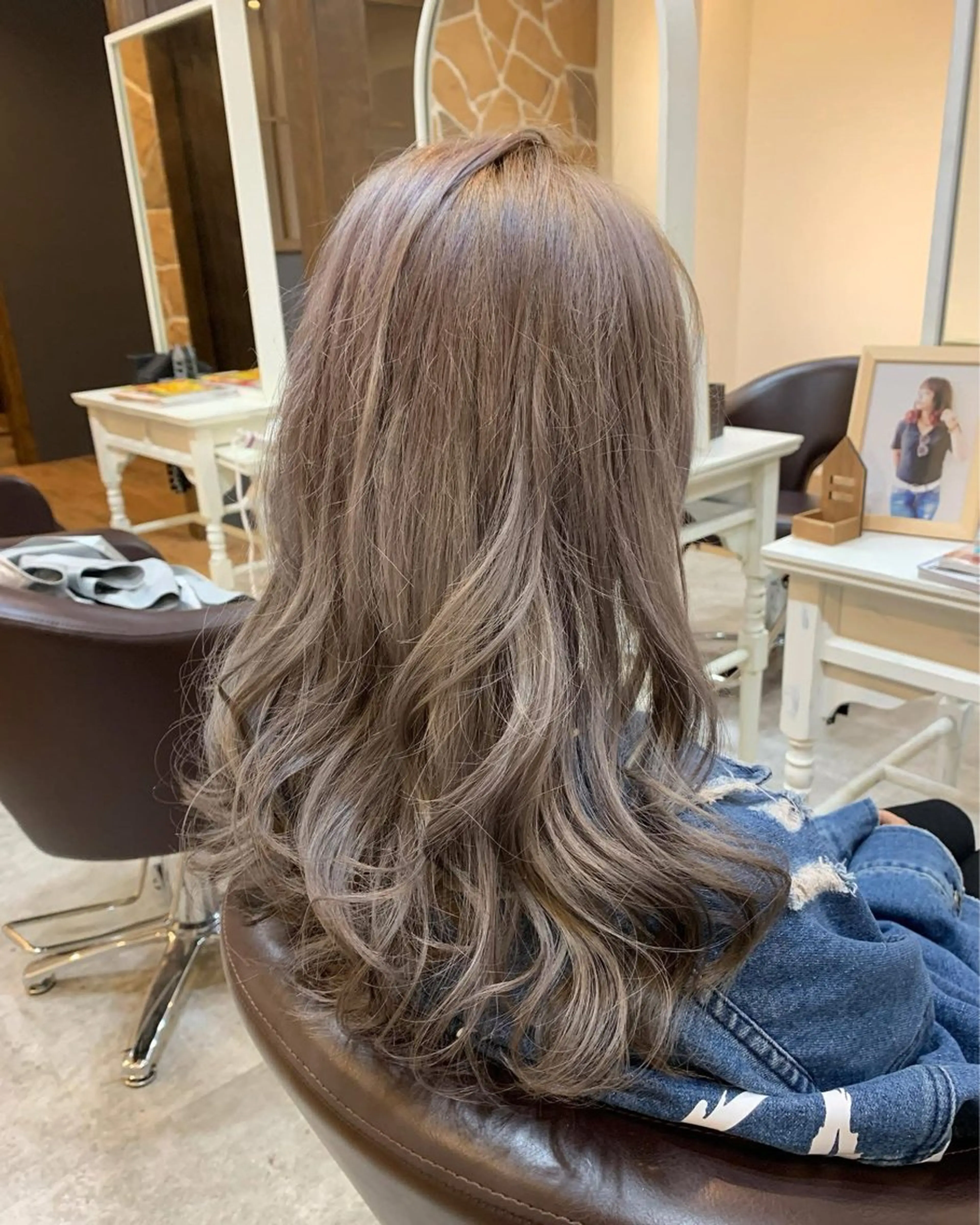 カラー ベージュカラー ミルクティーベージュ MAHALO hair ID salon所属・大政源氏🌈✨ Genjiのヘアスタイル