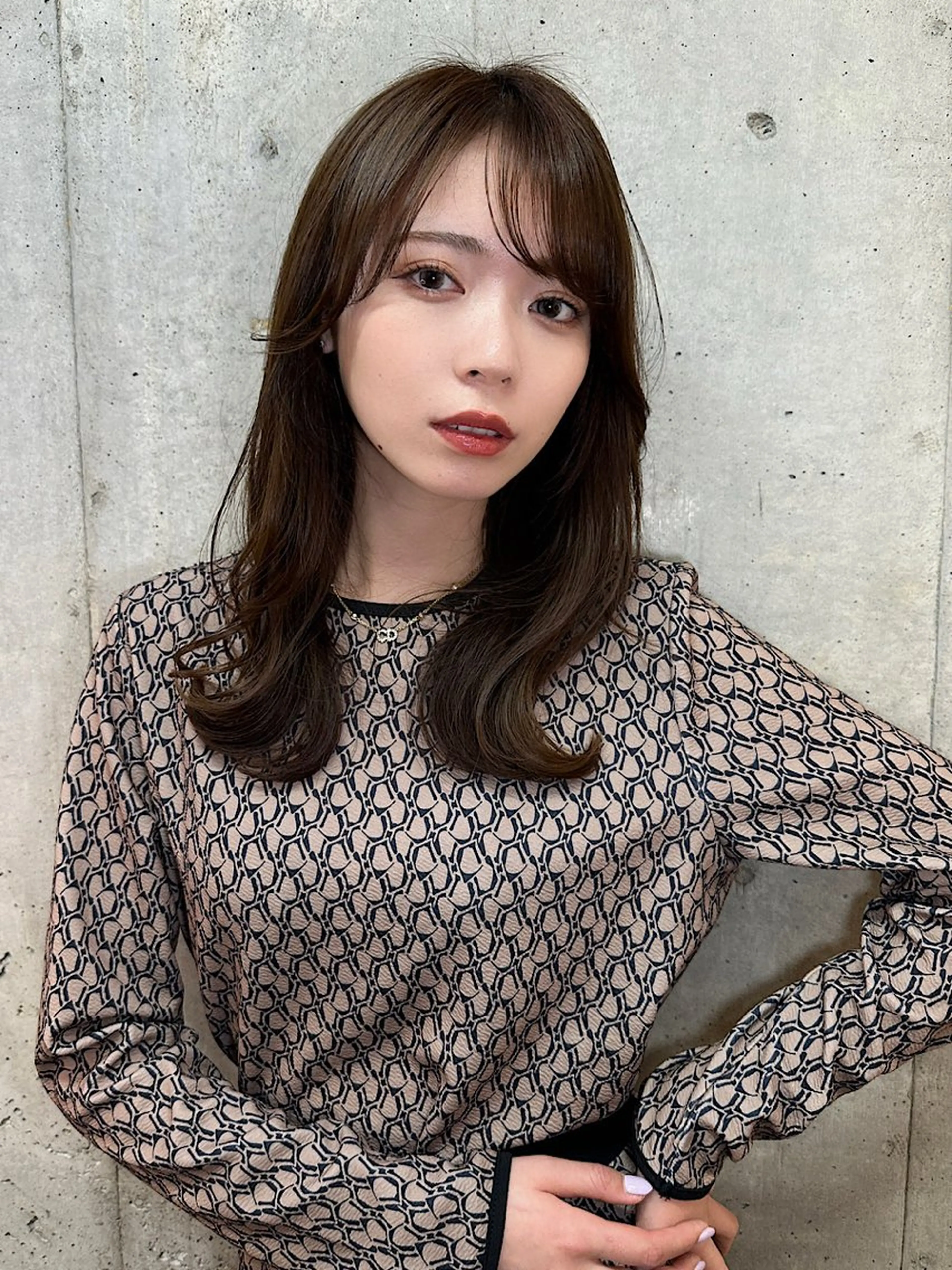 セミロング 「似合わせ/髪質改善 《ワタル》」のヘアスタイル