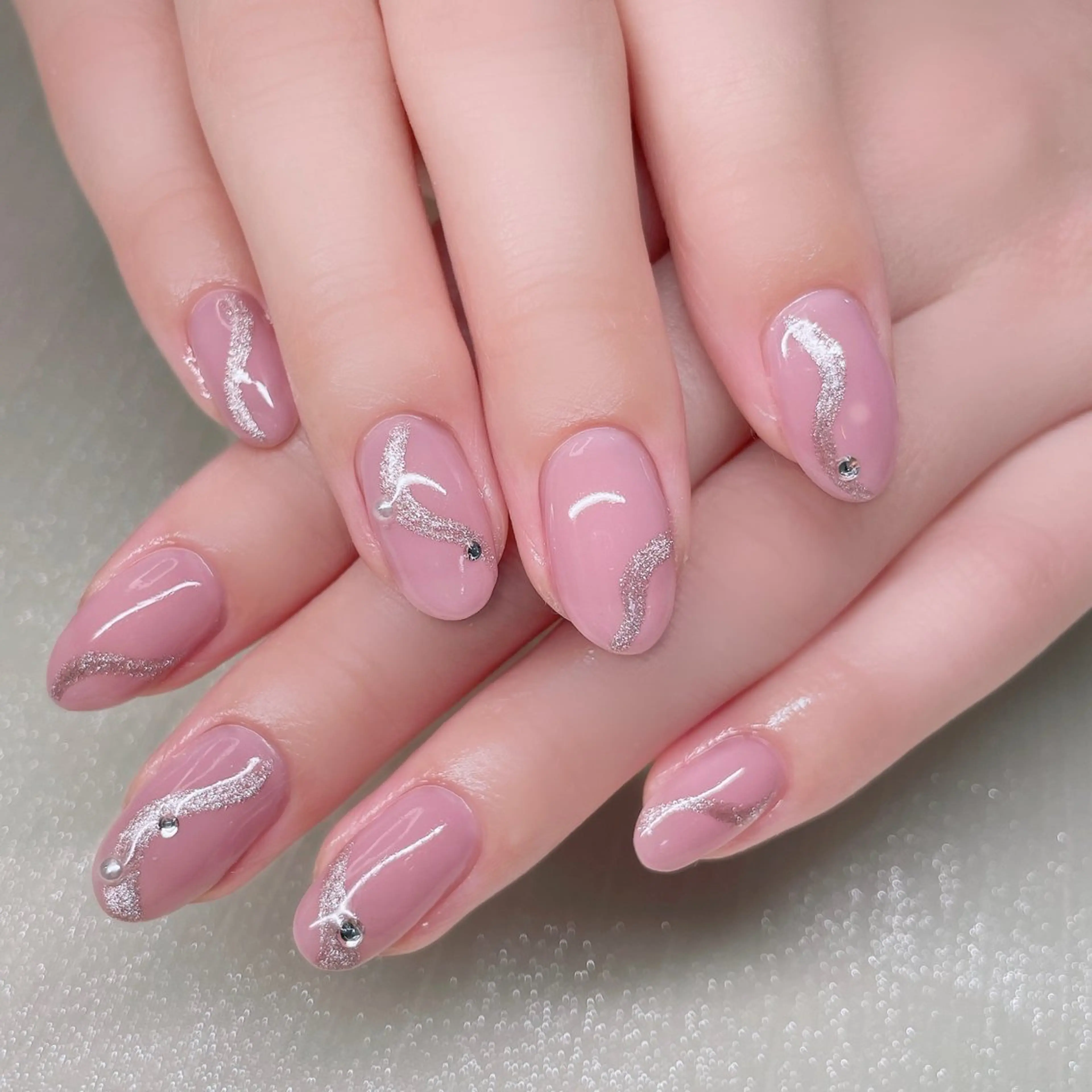 ネイル 長さ出し ストーンネイル ハンドネイル Nailist SUZU所属・Nailist suzuのネイルデザイン