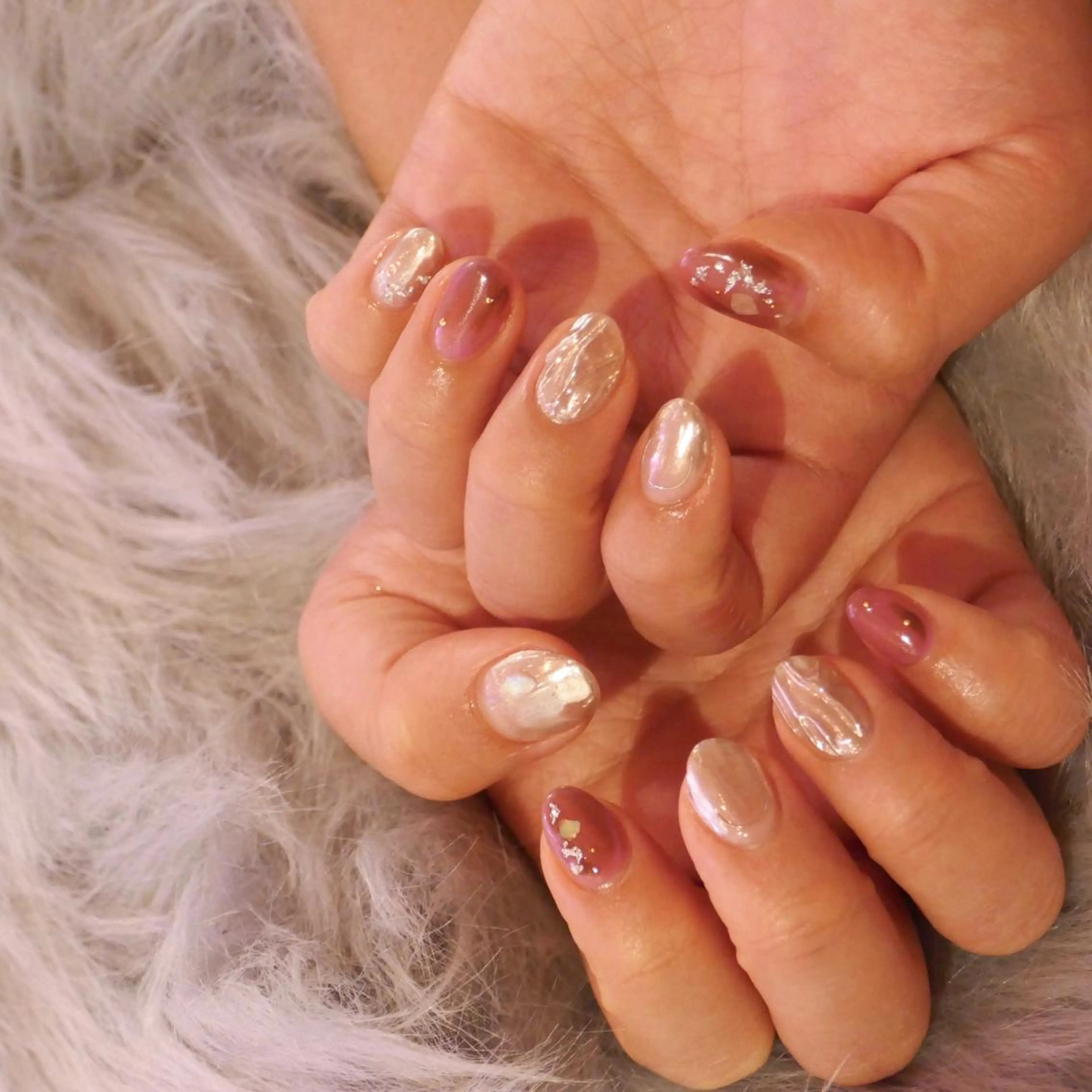 ネイル ボルドー ミラーネイル ニュアンスネイル シンプルネイル ハンドネイル Chipieee Tokyoのネイルデザイン