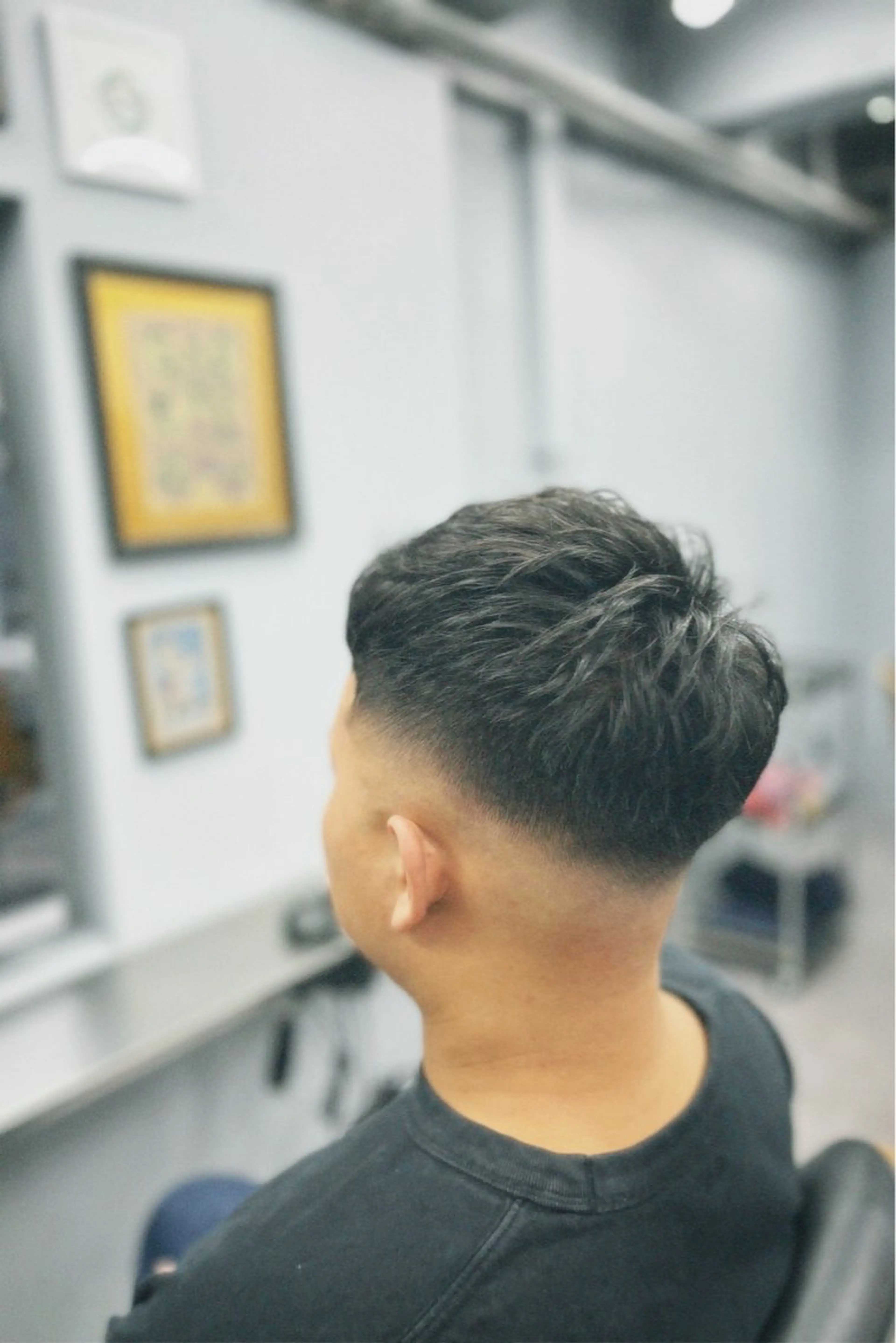 ショート メンズ センターパート フェードカット マッシュ メンズパーマ メンズツイストパーマ icon Blue所属・池袋メンズパーマ フェード純平のヘアスタイル