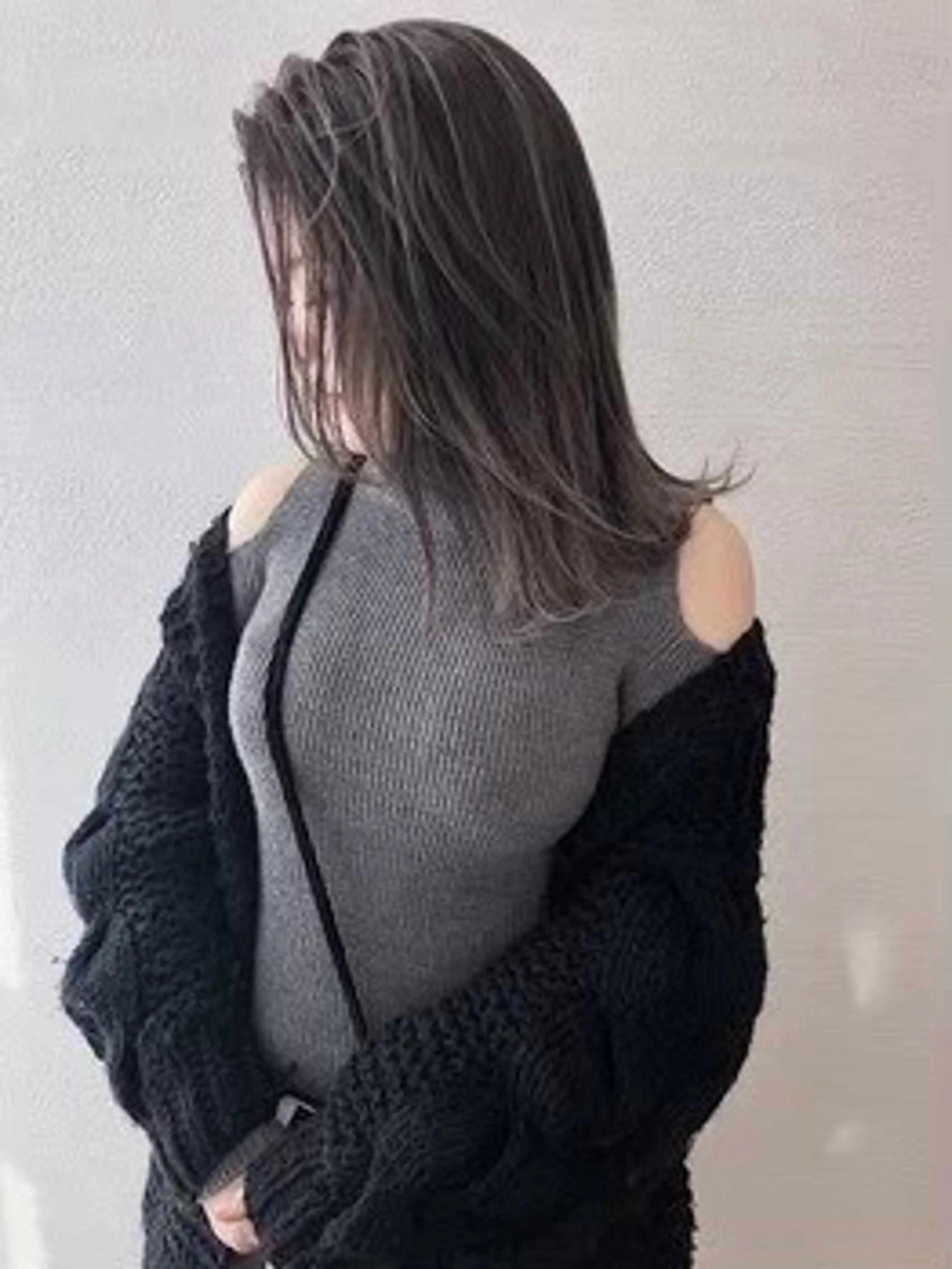 ミディアム カット ヘアカラー トリートメント フルリール所属・フルリール/中庄/ ハイトーン/縮毛矯正のヘアスタイル