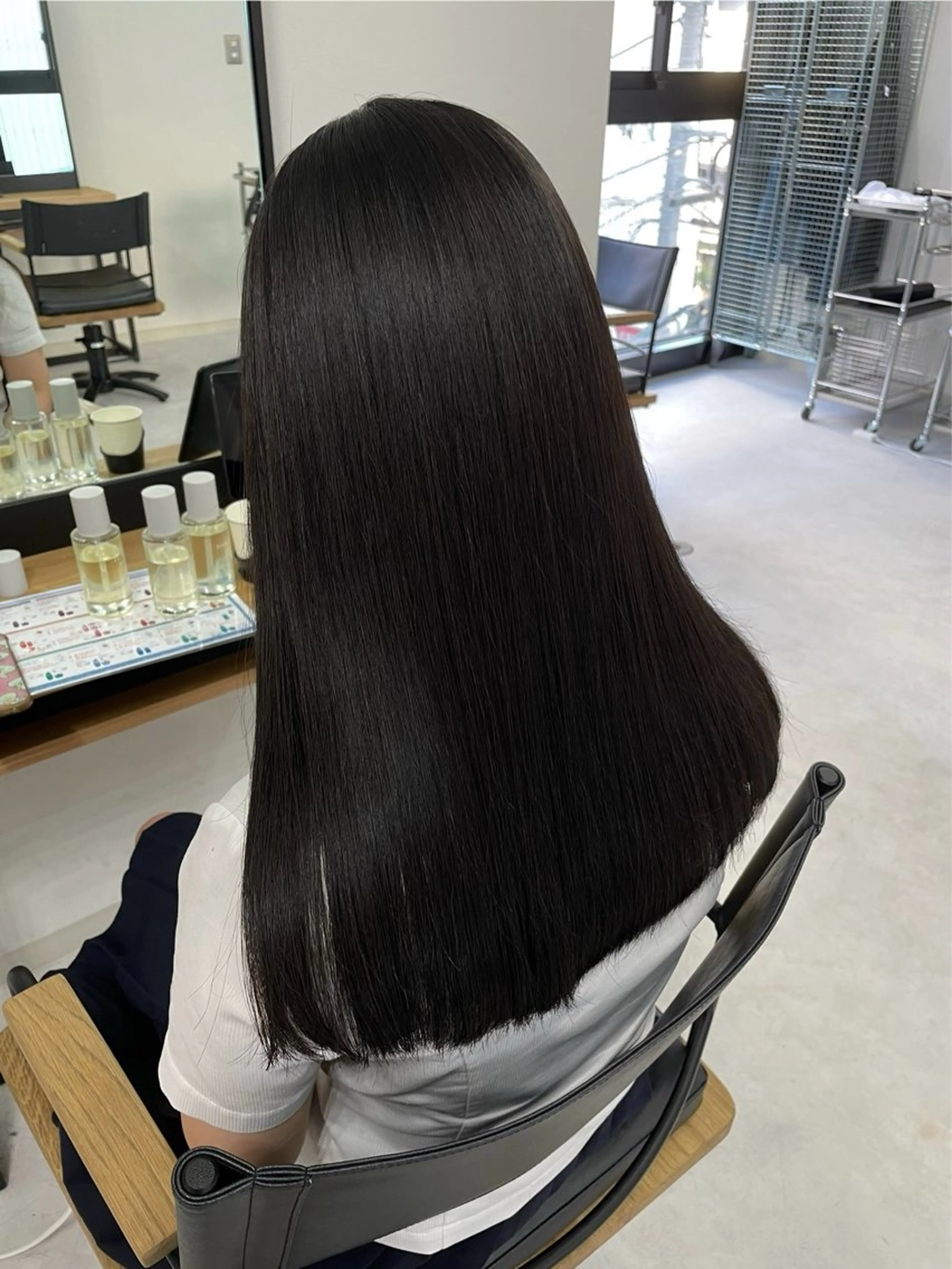 ロング 髪質改善 トリートメント カット 縮毛矯正 トリートメント Mina/岡山/矯正 ブリーチ/レイヤーのヘアスタイル