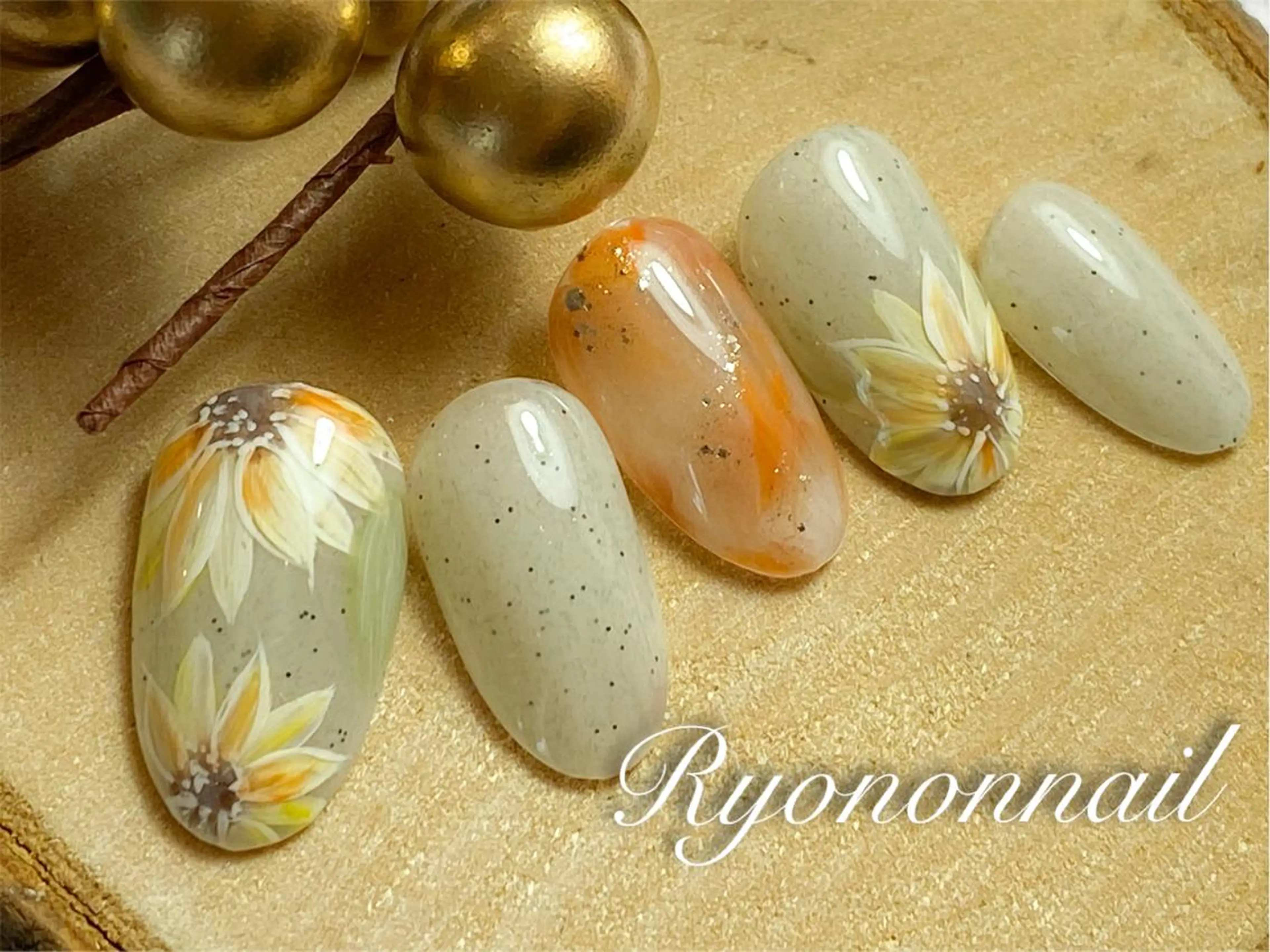 ネイル Ryononnail(リョノンネイル)所属・Ryononnail 上谷典子のネイルデザイン