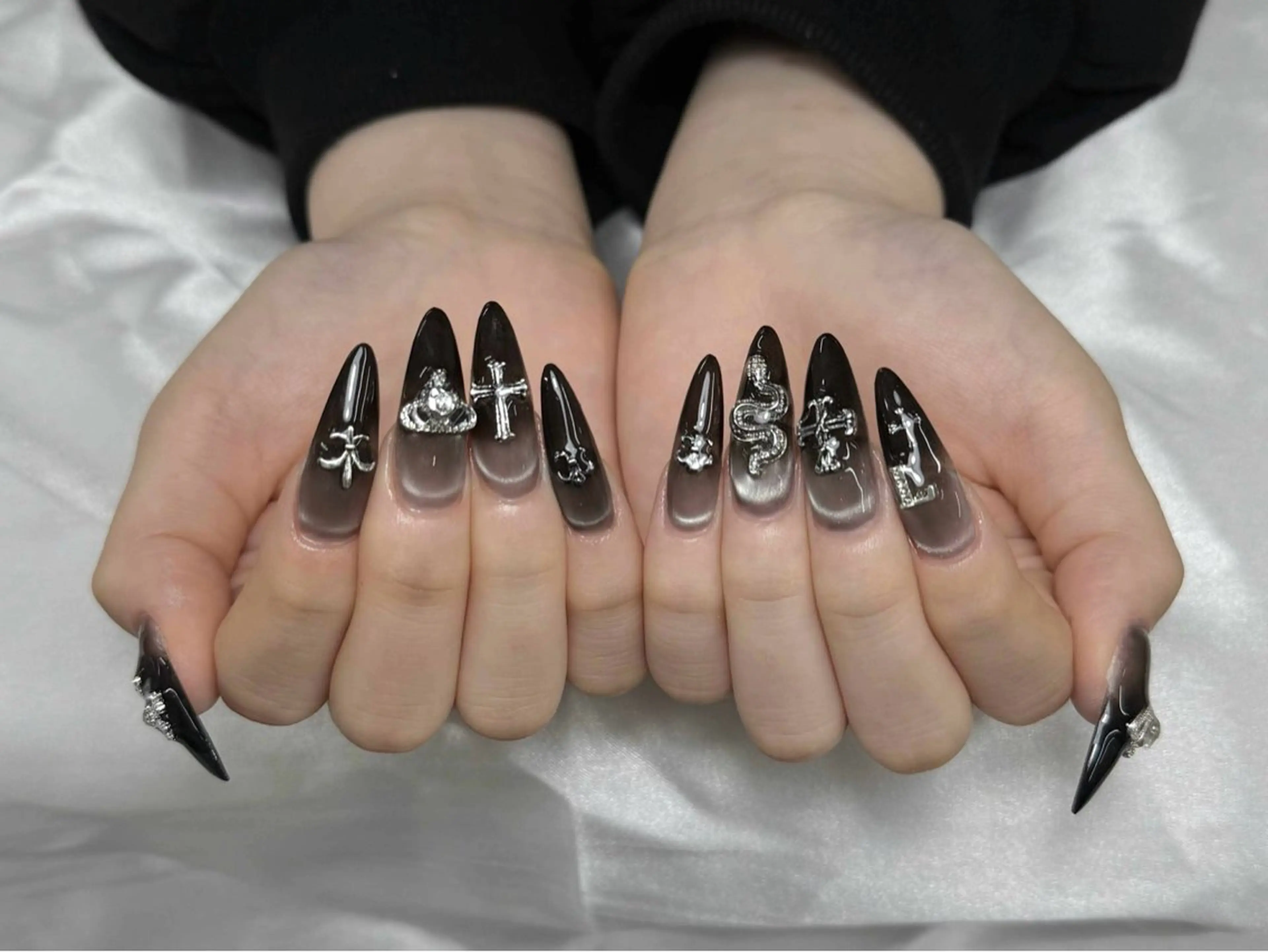 ネイル ハンドネイル ハンドケア Nova Nail Salonのネイルデザイン