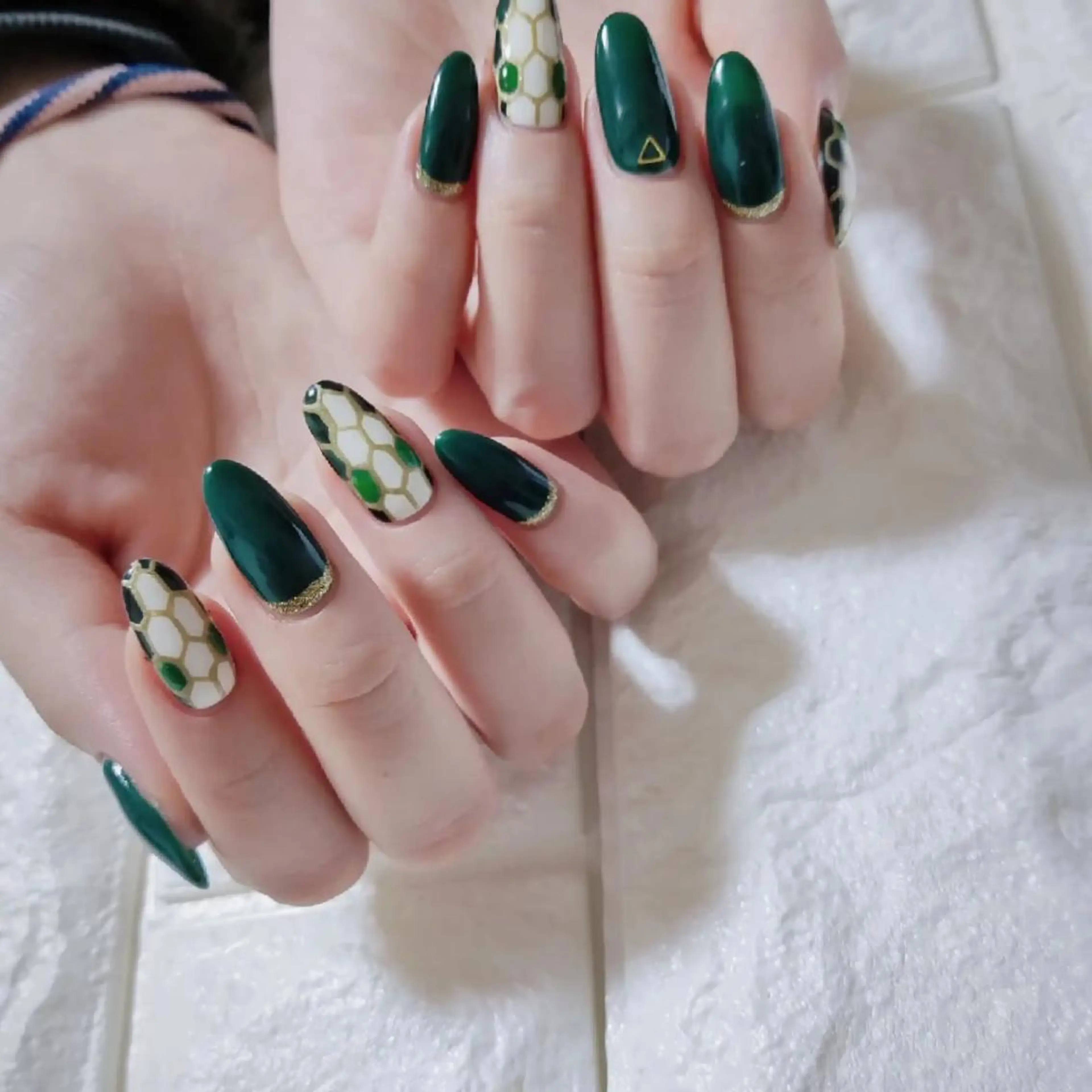 ネイル ハンドネイル E·U·B ネイル所属・横浜市中区曙町 E·U·Bネイルのネイルデザイン