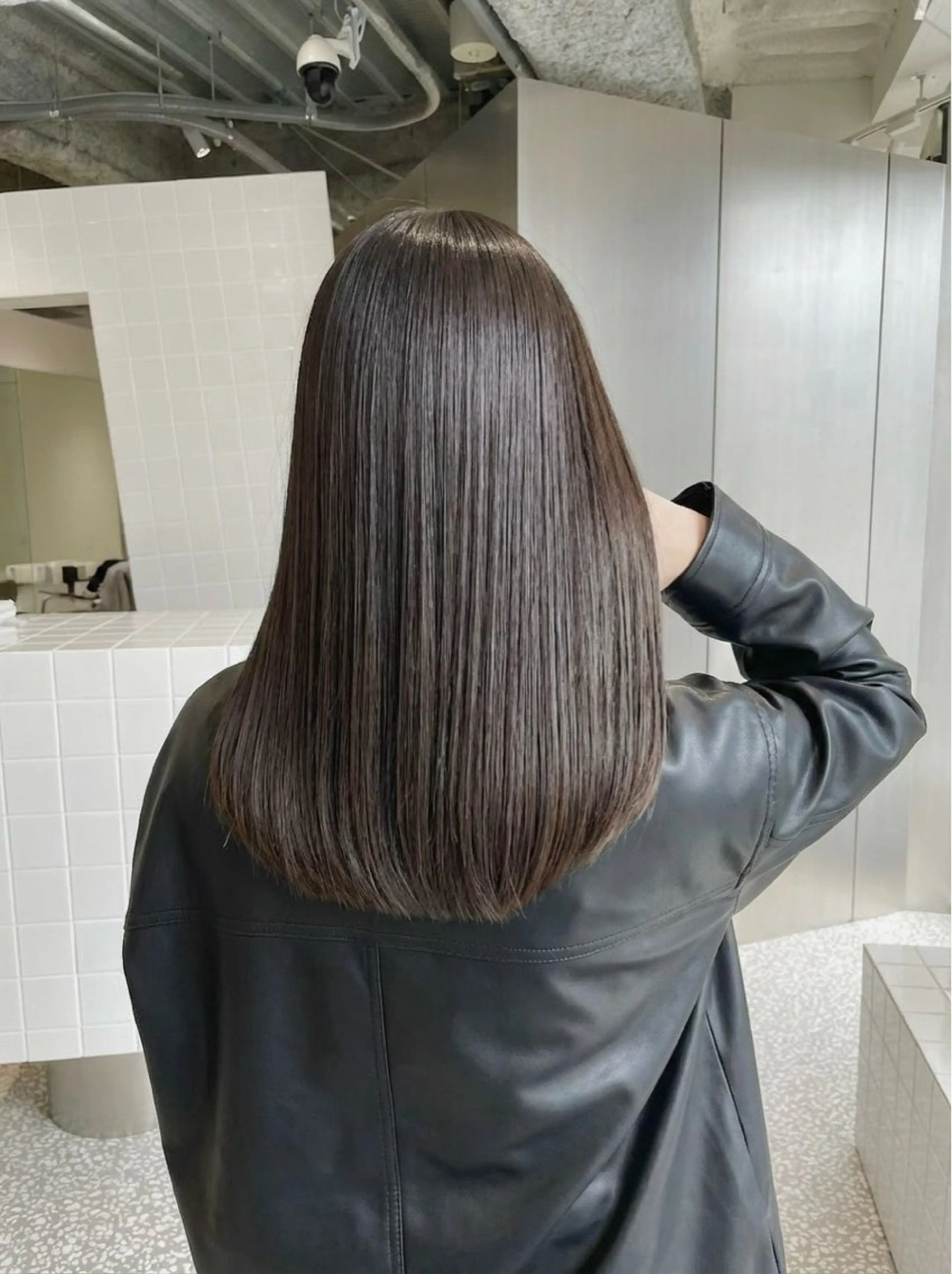 ミディアム カラー 梅田/縮毛矯正/ 髪質改善/イサミのヘアスタイル