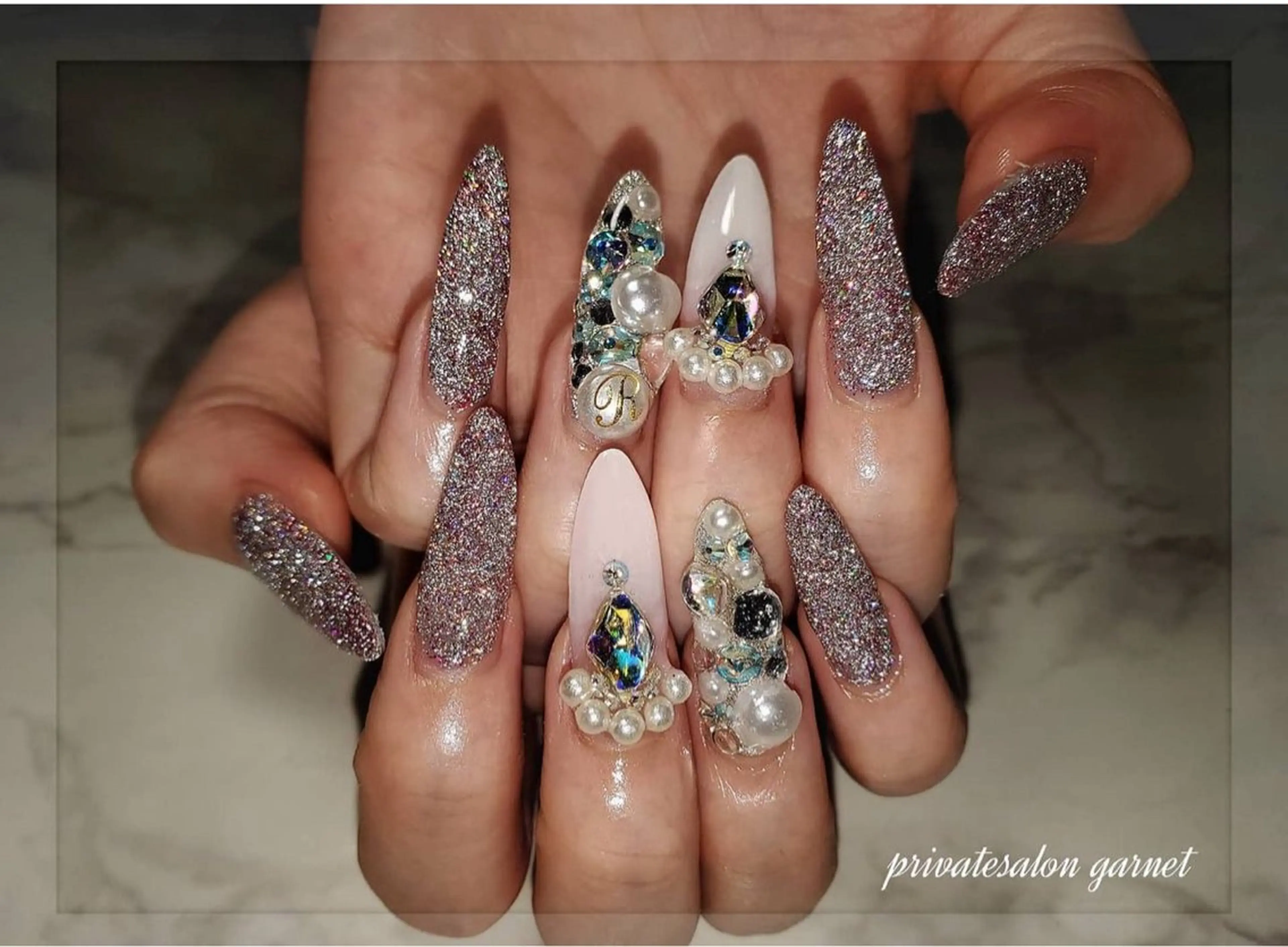 ネイル キラキラネイル ハンドネイル Garnet nailのネイルデザイン