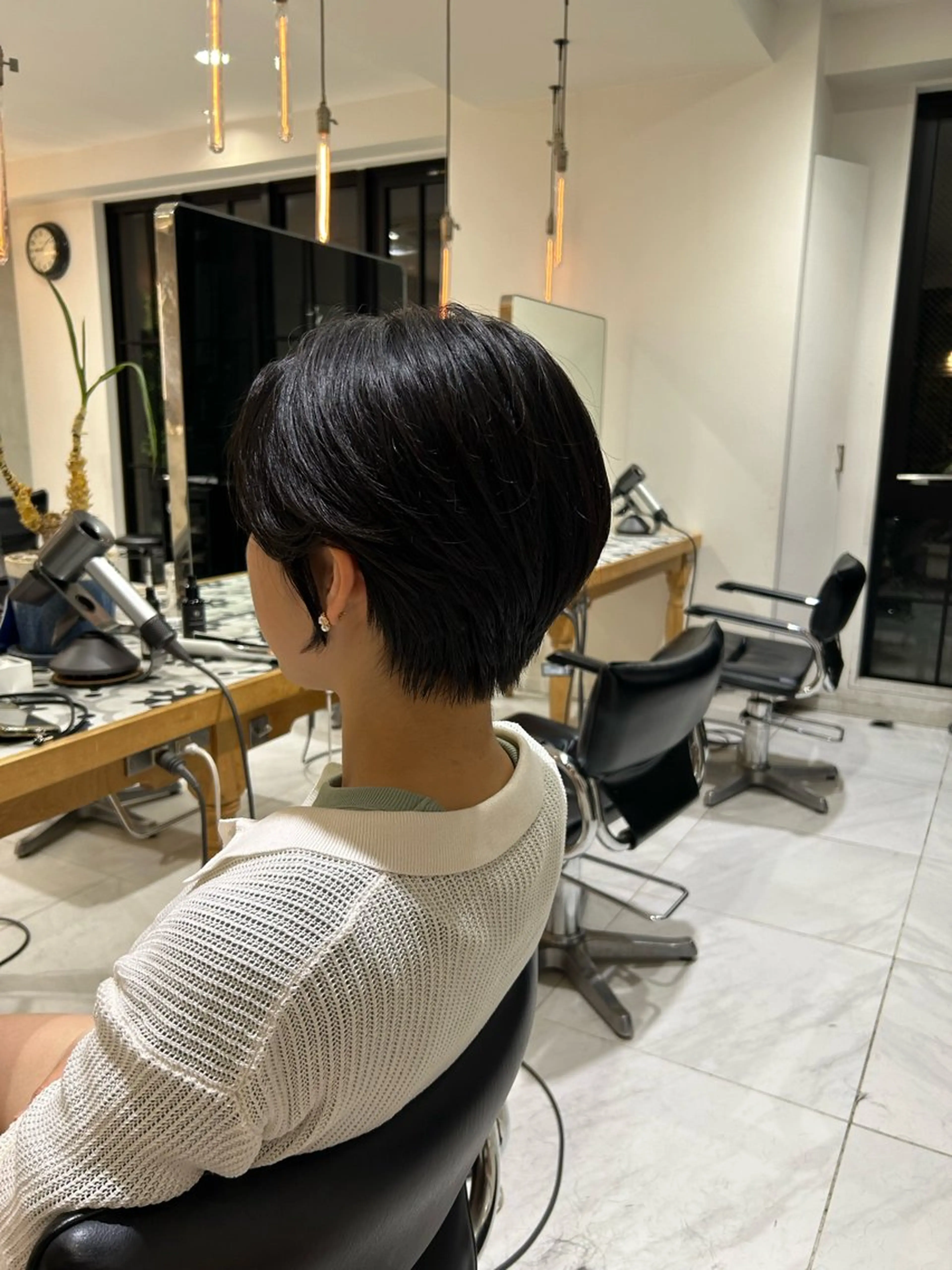 ショート 暗髪🐈⬛艶髪☔︎ 愛弥のヘアスタイル