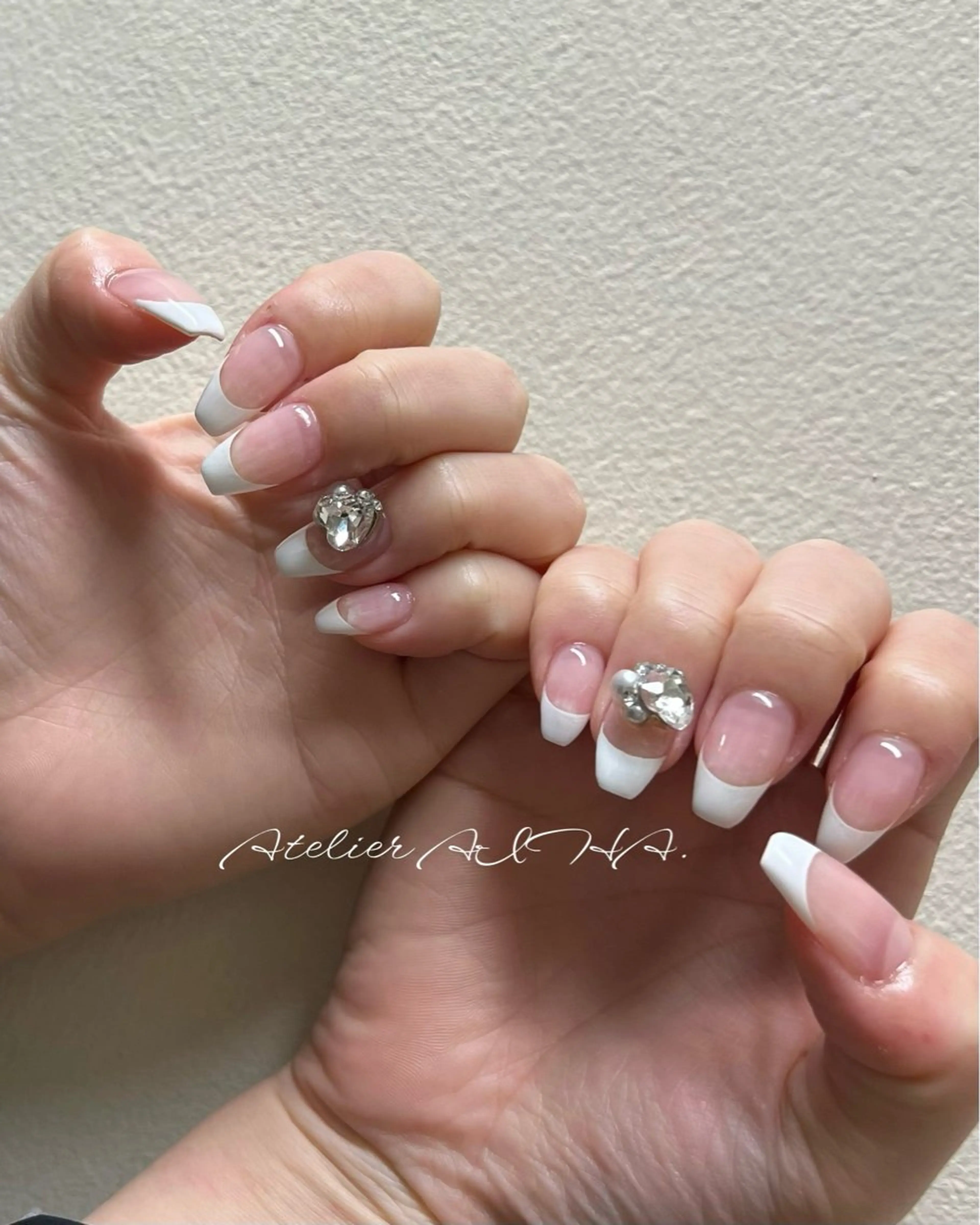 ミディアム ハンドネイル アトリエAIHA所属・アトリエAIHA★ フィルイン推奨サロンのネイルデザイン