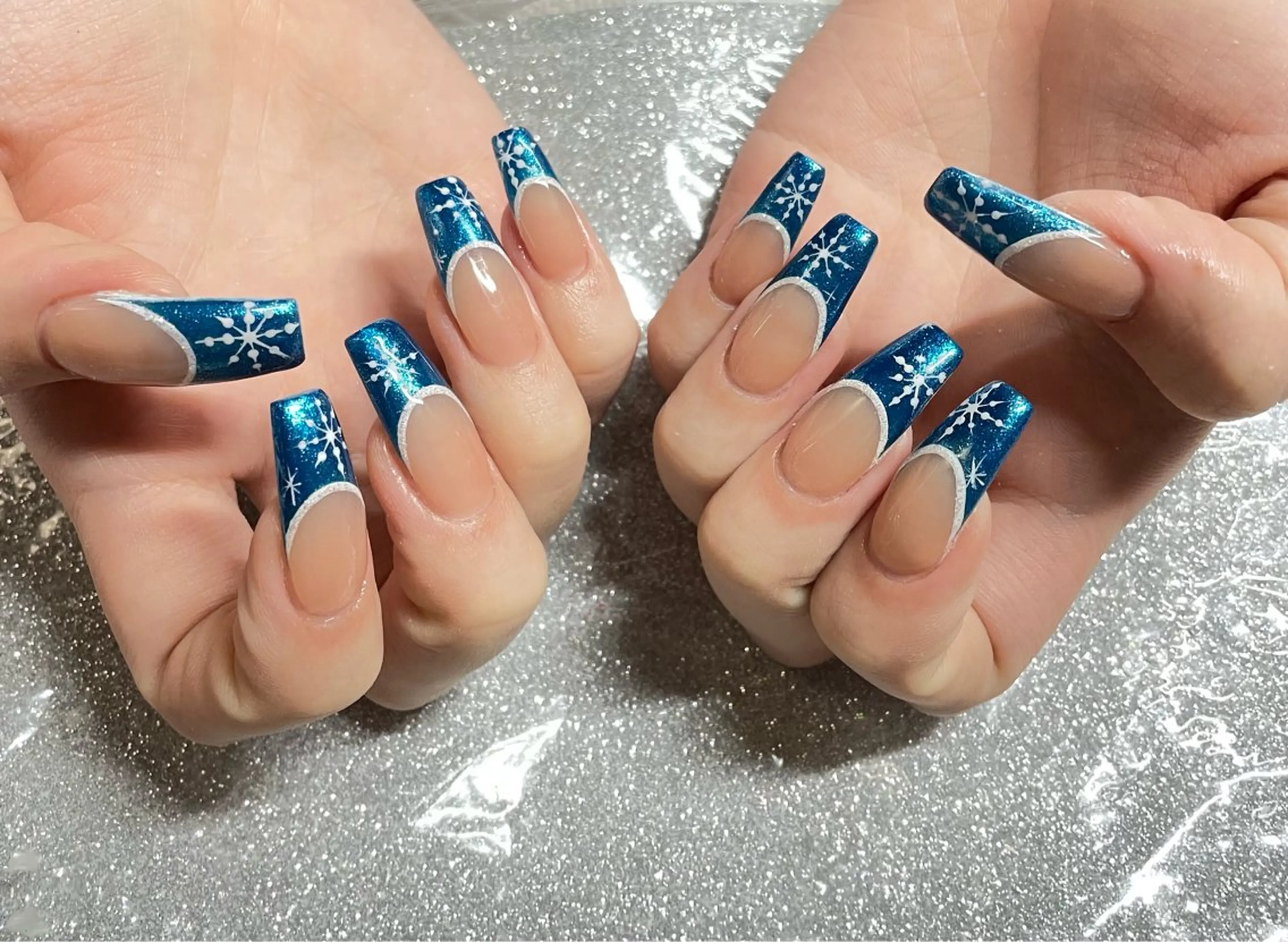 ネイル ハンドネイル VIERU 🌈🎀💖のネイルデザイン