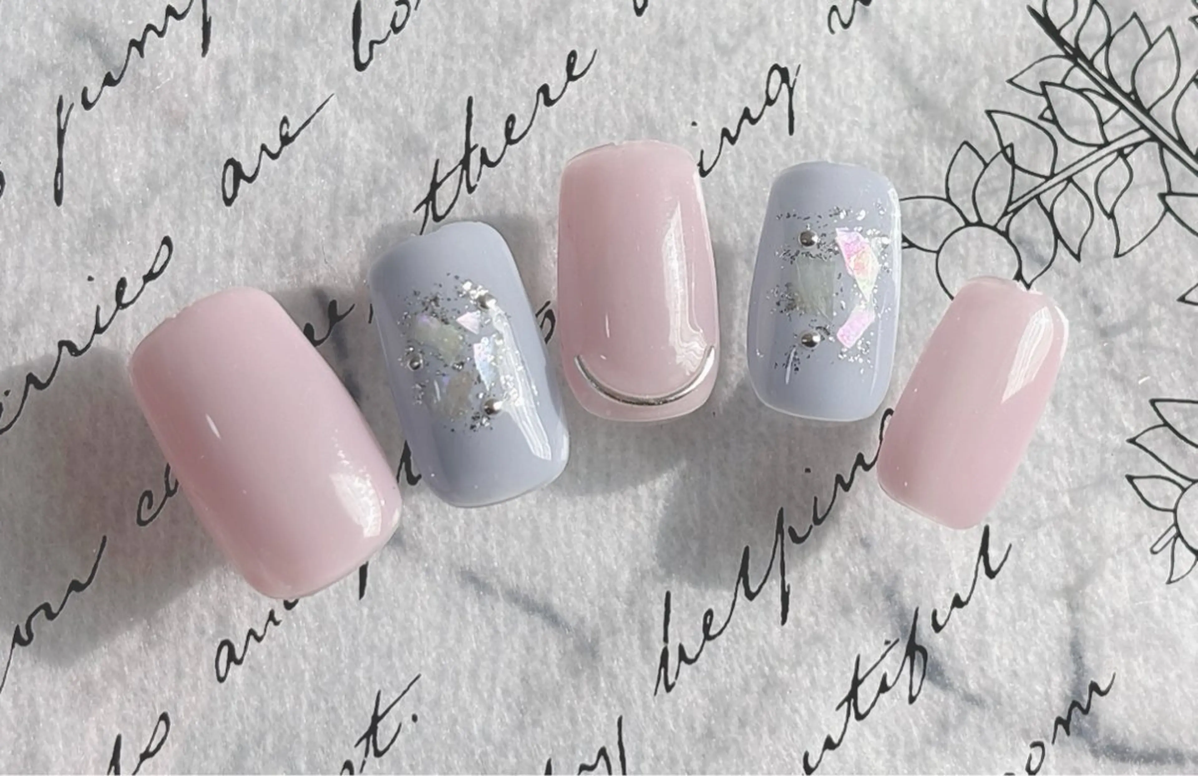 ネイル ハンドネイル 🦩son🌴 東十条ミューズネイルのネイルデザイン