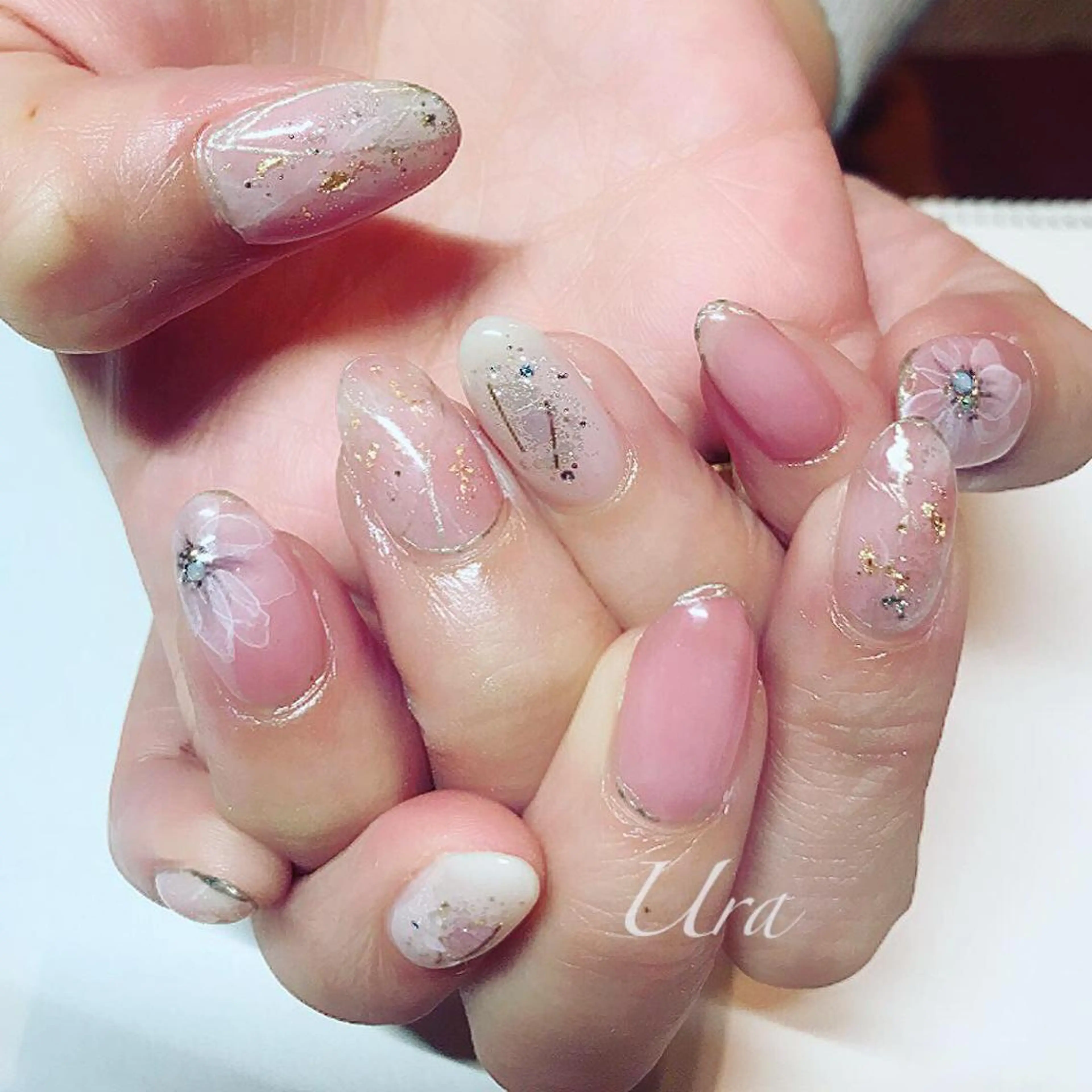 ネイル UrakoNail 《nail》のネイルデザイン