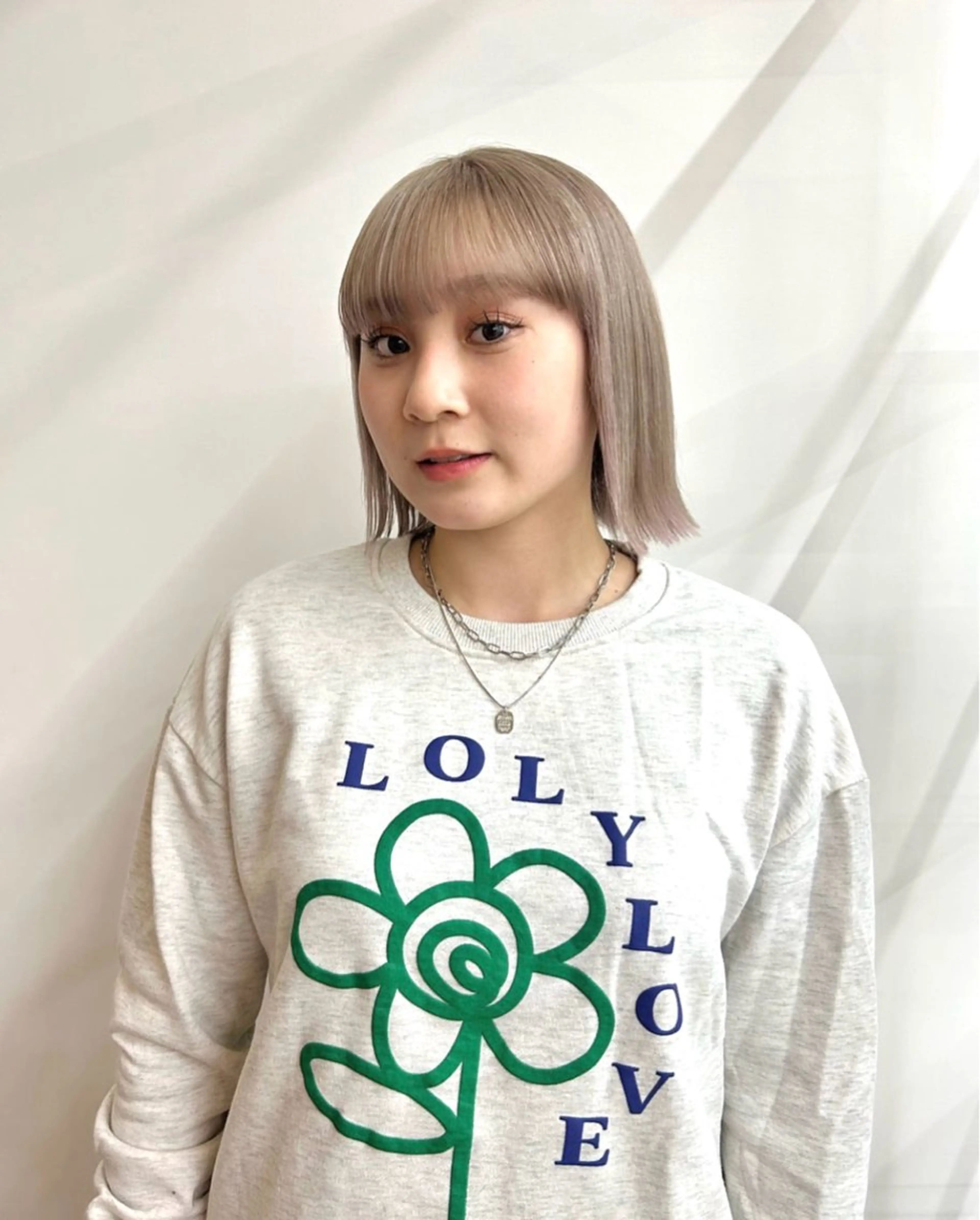 ショート カラー ヘアカラー トリートメント カットモデル/ ハイトーン/ゆうあのヘアスタイル