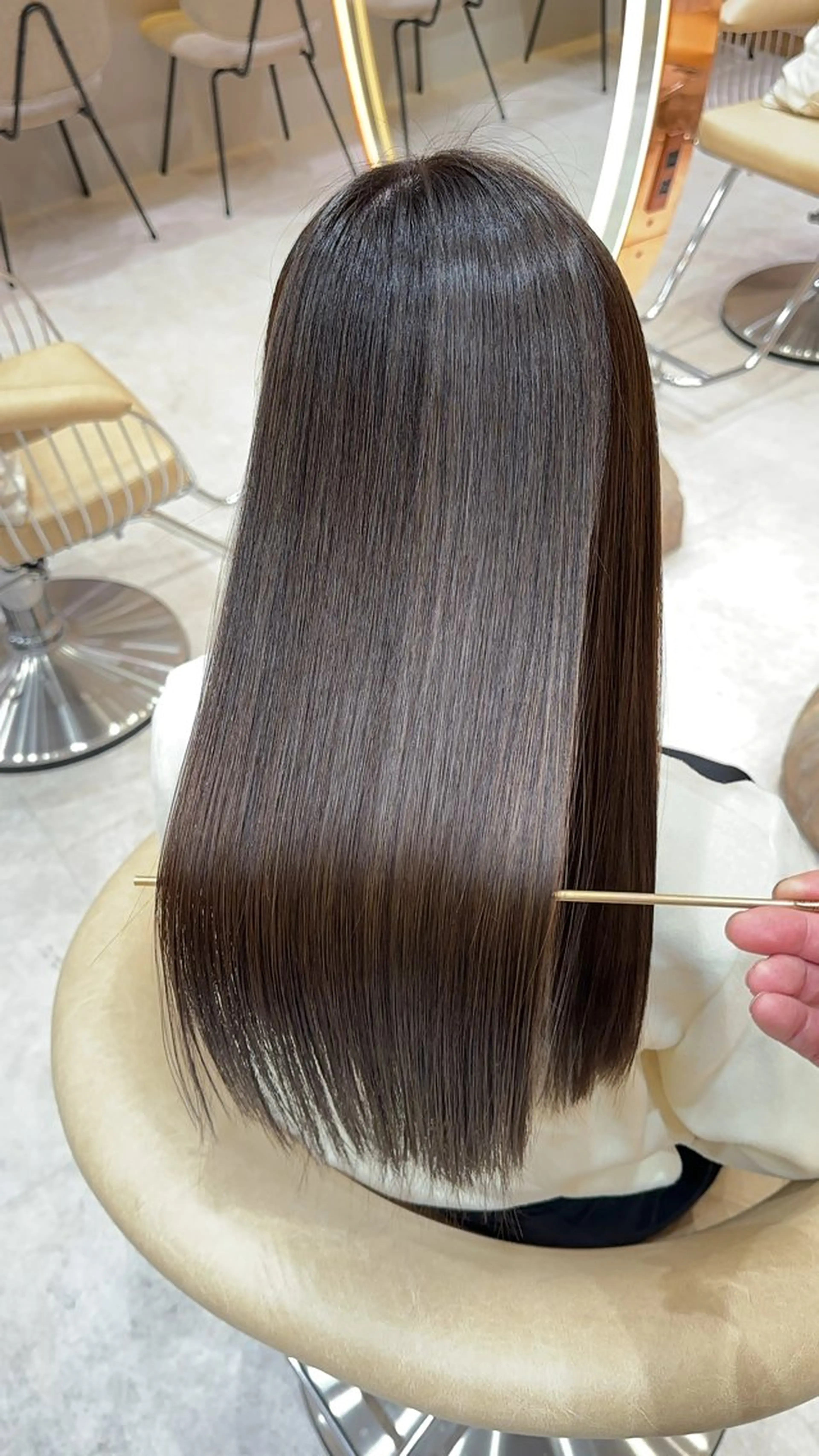 ロング カラー カット ヘアカラー 縮毛矯正 レイヤー❣️縮毛矯正 川村利幸のヘアスタイル