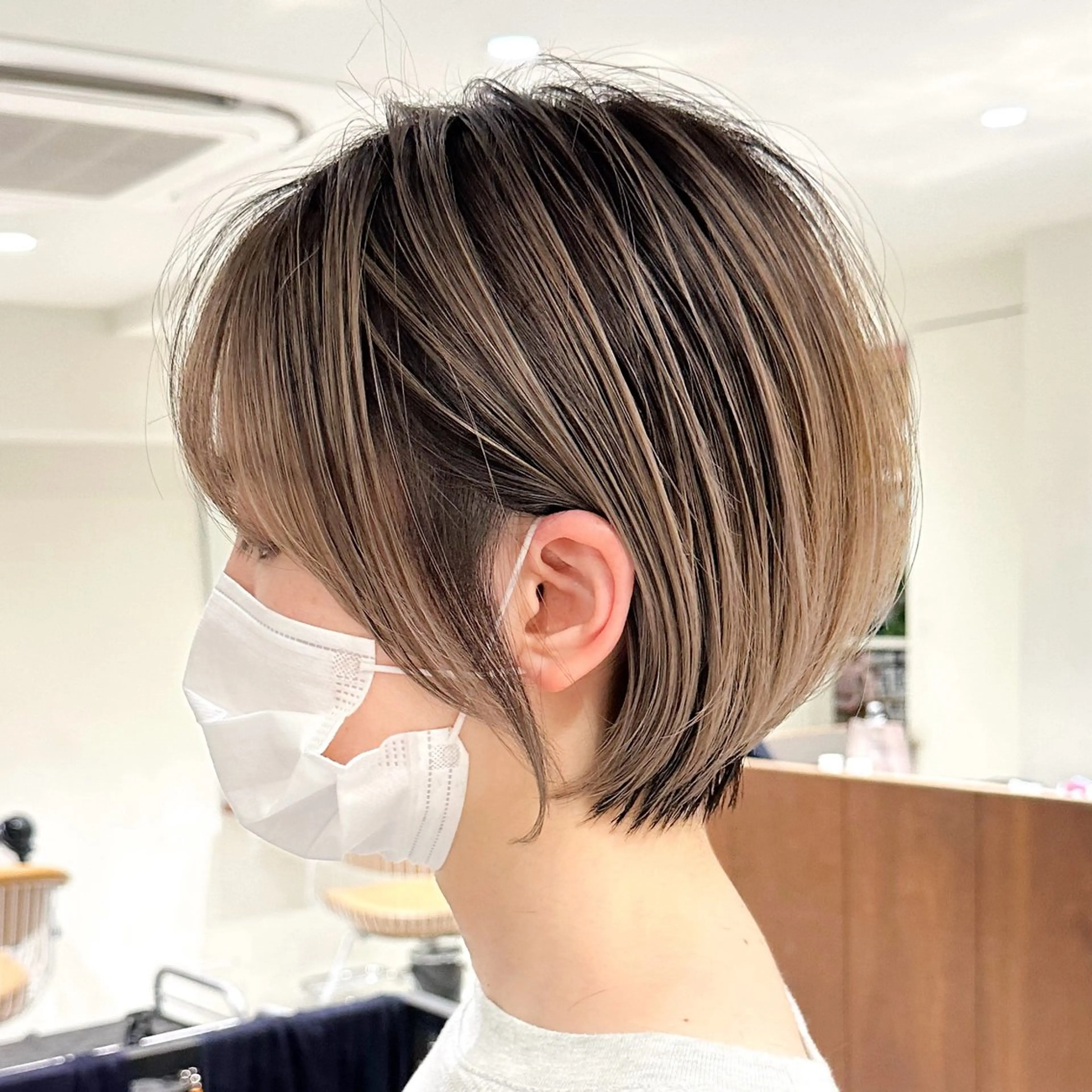 ショート レイヤーカット ショートヘア ショート特化✨ 津々美のヘアスタイル