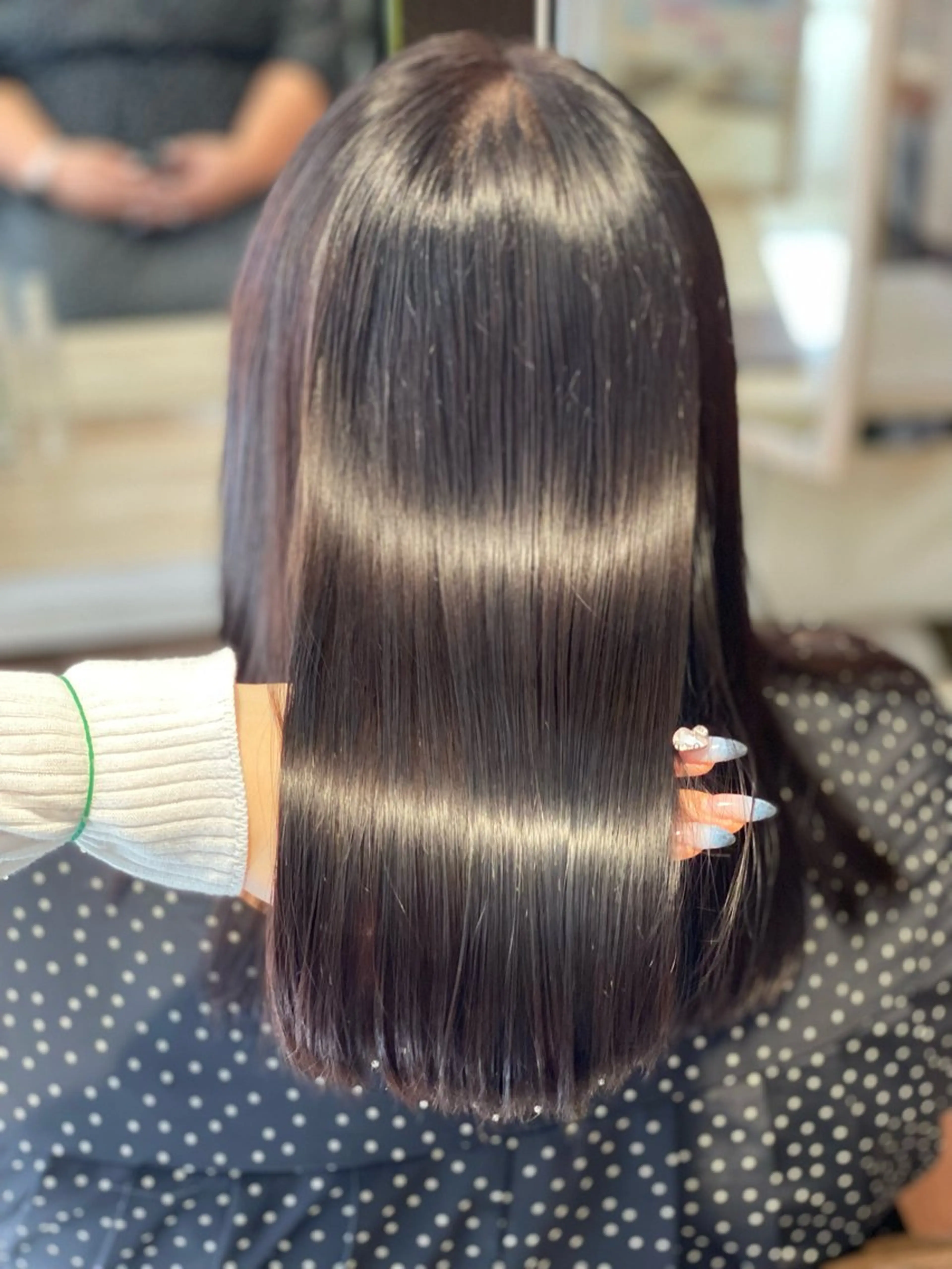 ミディアム トリートメント ミルクティーベージュ 山本勝志のヘアスタイル