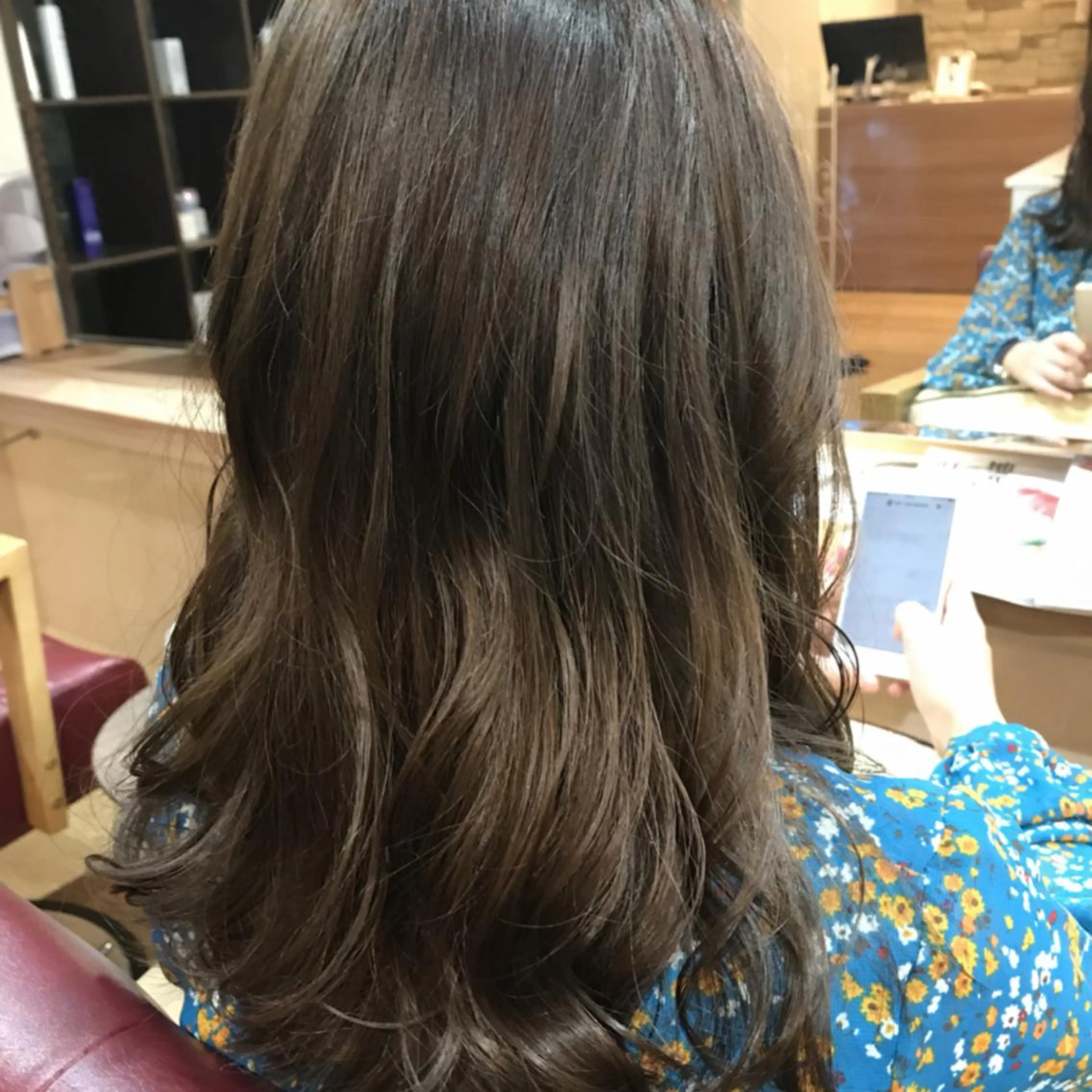 ミディアム カラー ブリーチ グラデーションカラー ✅シェアサロンJAM 相田友和のヘアスタイル