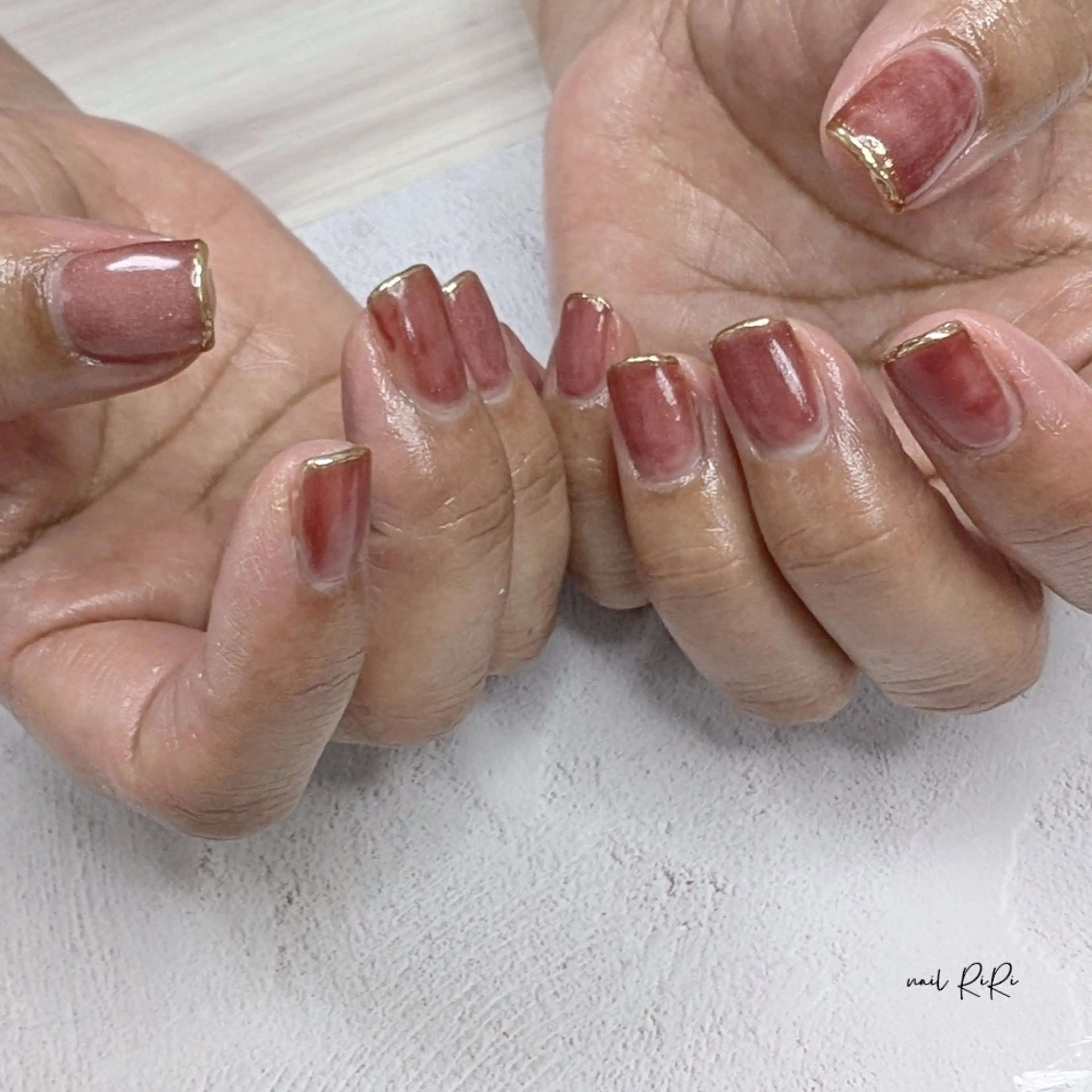 ネイル フレンチネイル ミラーネイル nail RiRi アトレナチュラのエステ・リラクイメージ