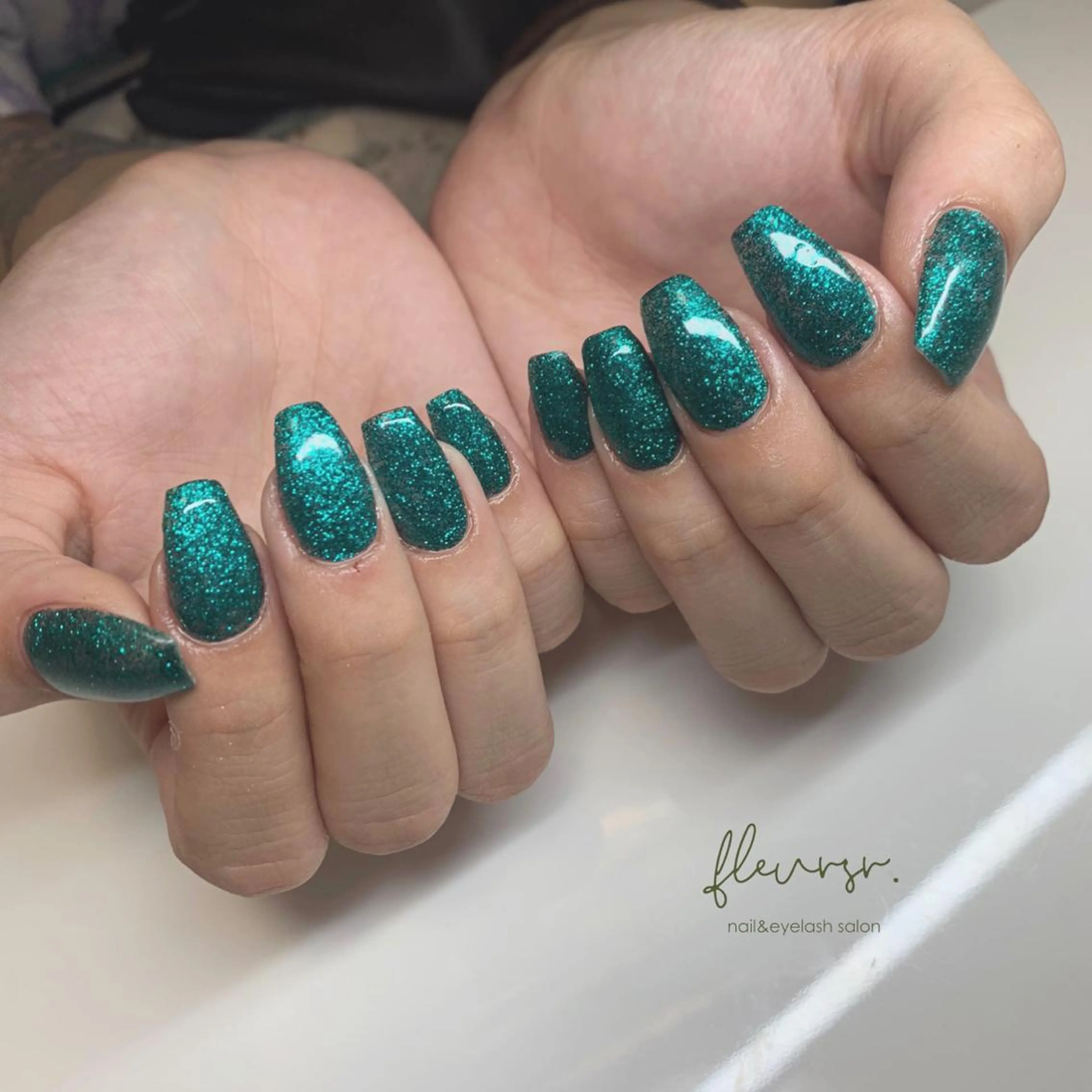 ネイル グリーン ラメ(グリッター) ワンカラーネイル ハンドネイル atore つかさのマツエク・マツパデザイン
