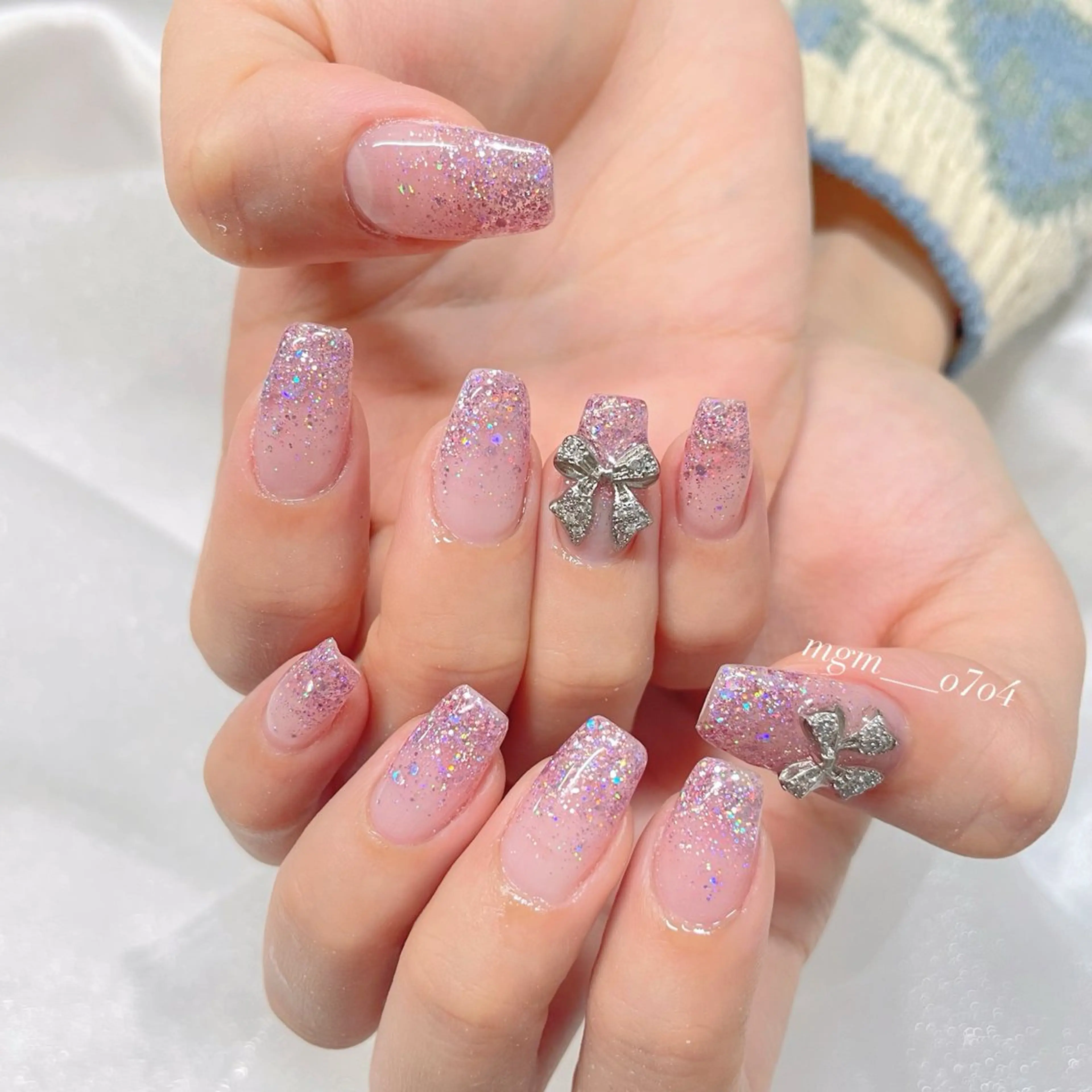 ネイル リボン MoON...❤︎ MeGuのネイルデザイン