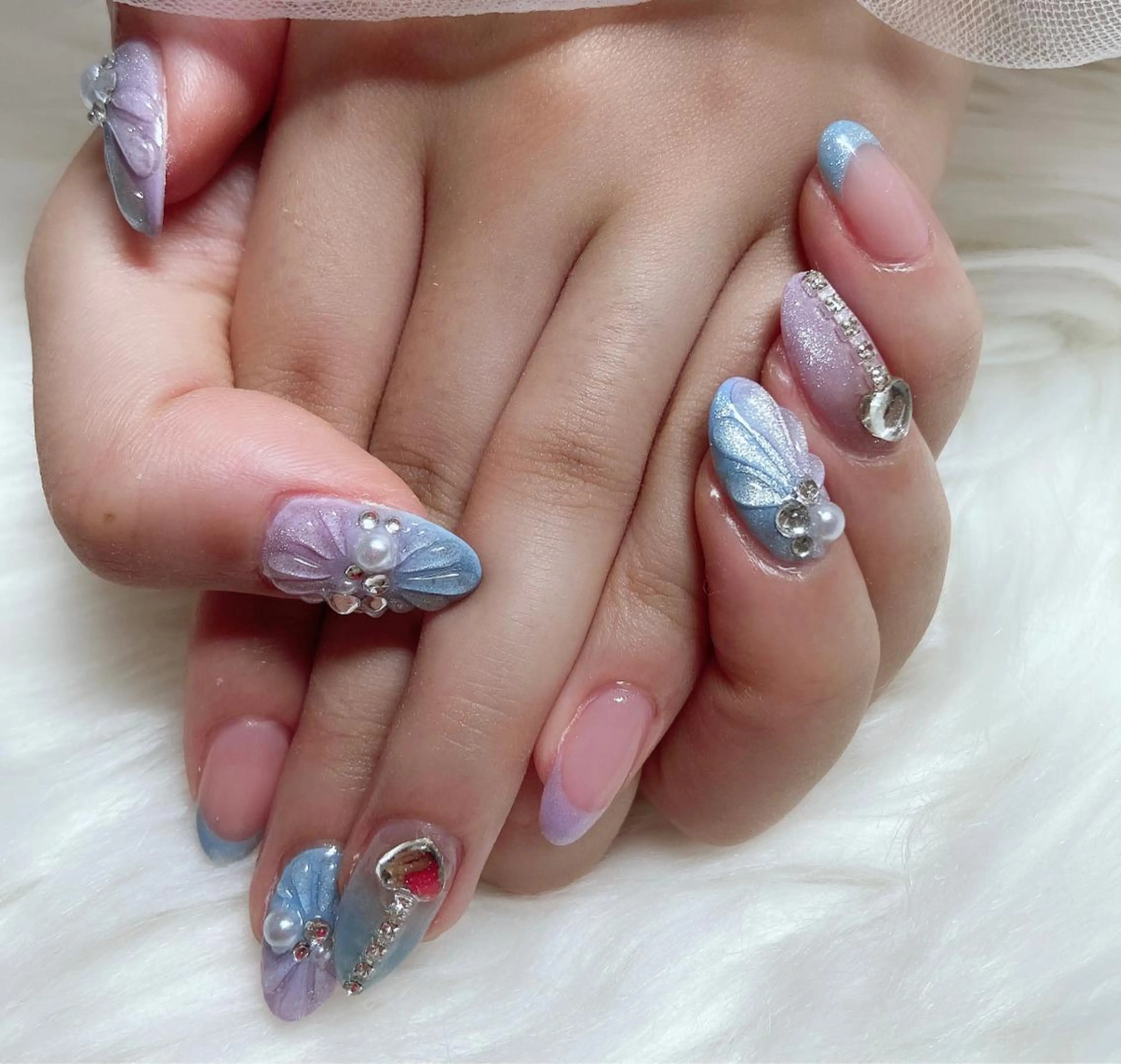 ネイル ハンドネイル ＆ME アンドミーのネイルデザイン