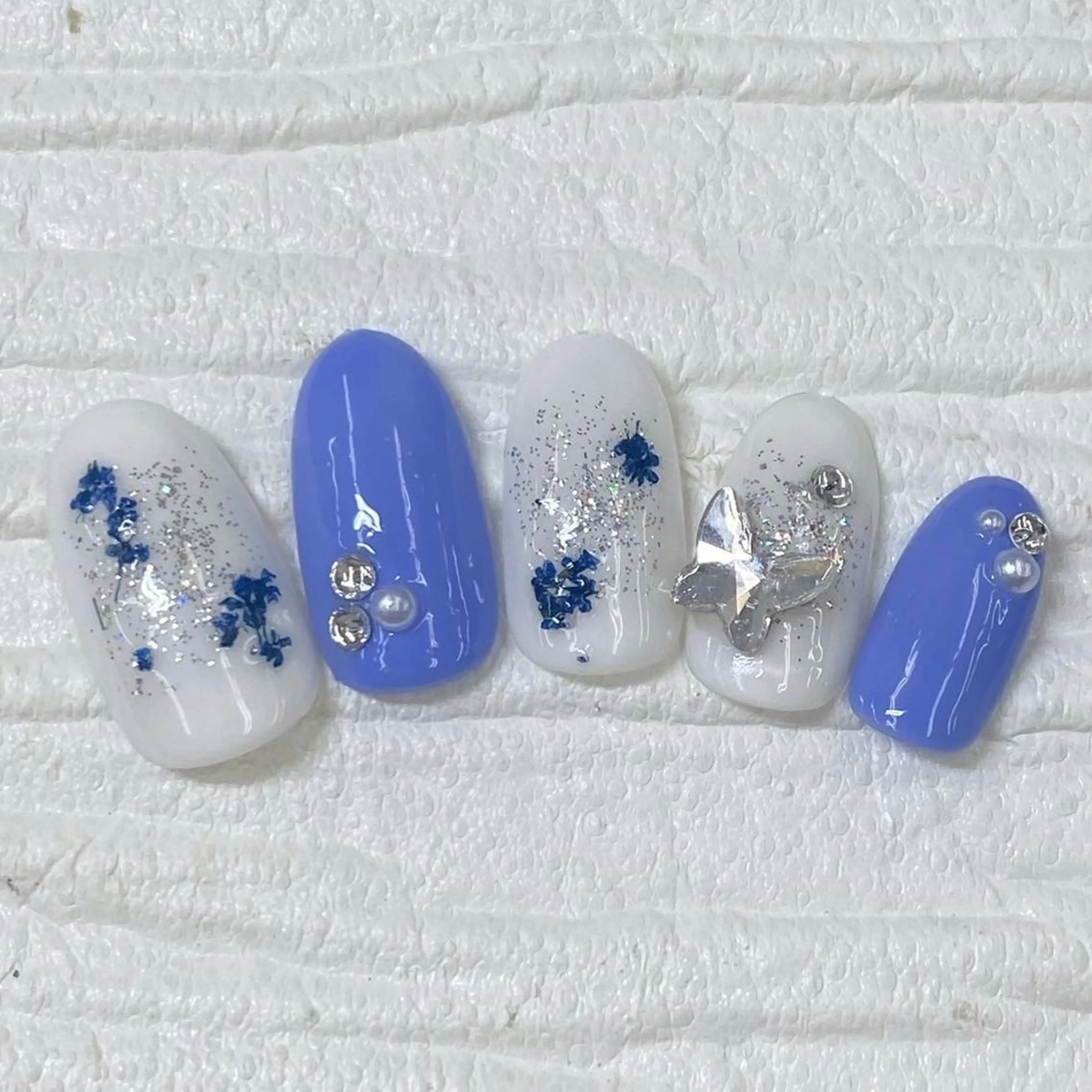 ネイル Nail salon Honey Beeのネイルデザイン