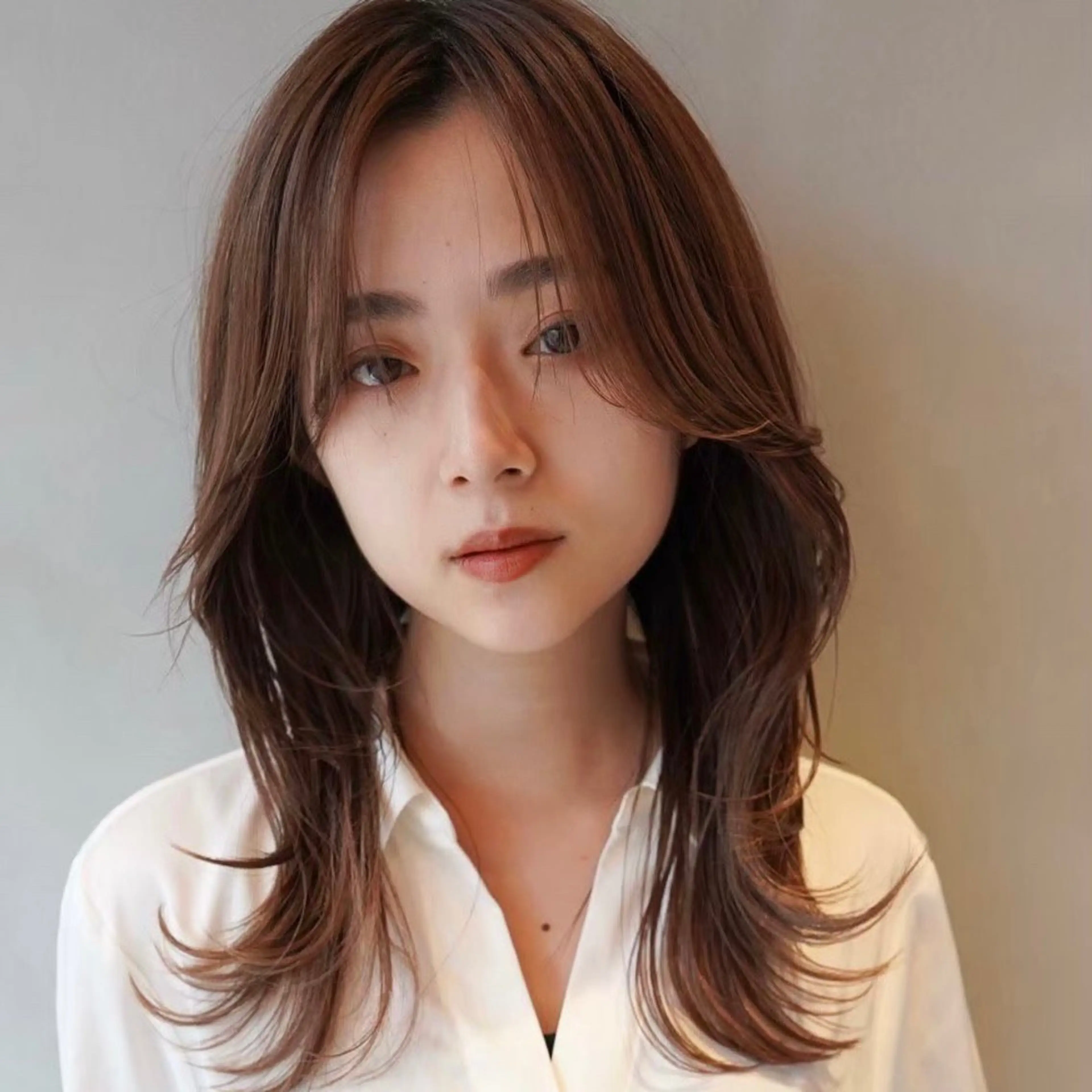 ロング カラー カット センターパート/ 暖色カラーayuのヘアスタイル